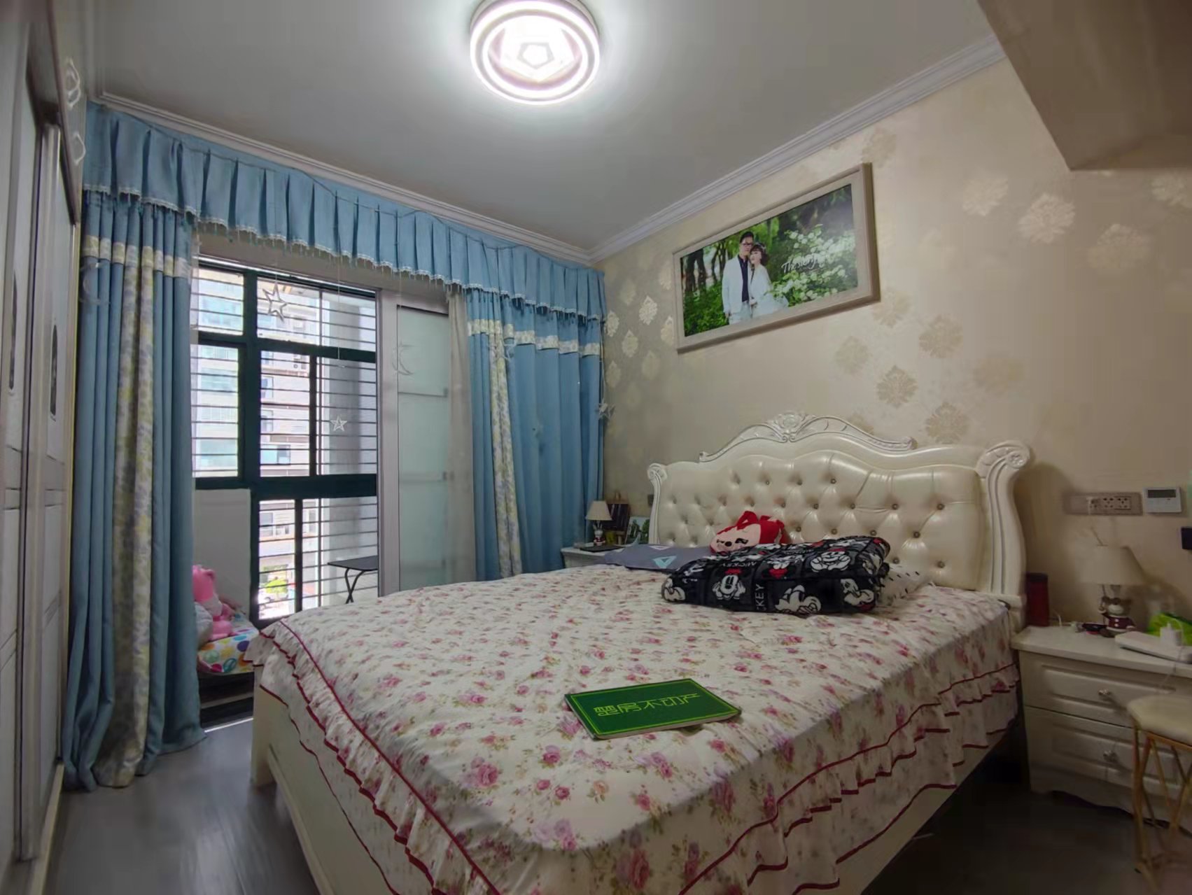 浅水湾精装修证满2年家具家电全部留下，价格可以谈