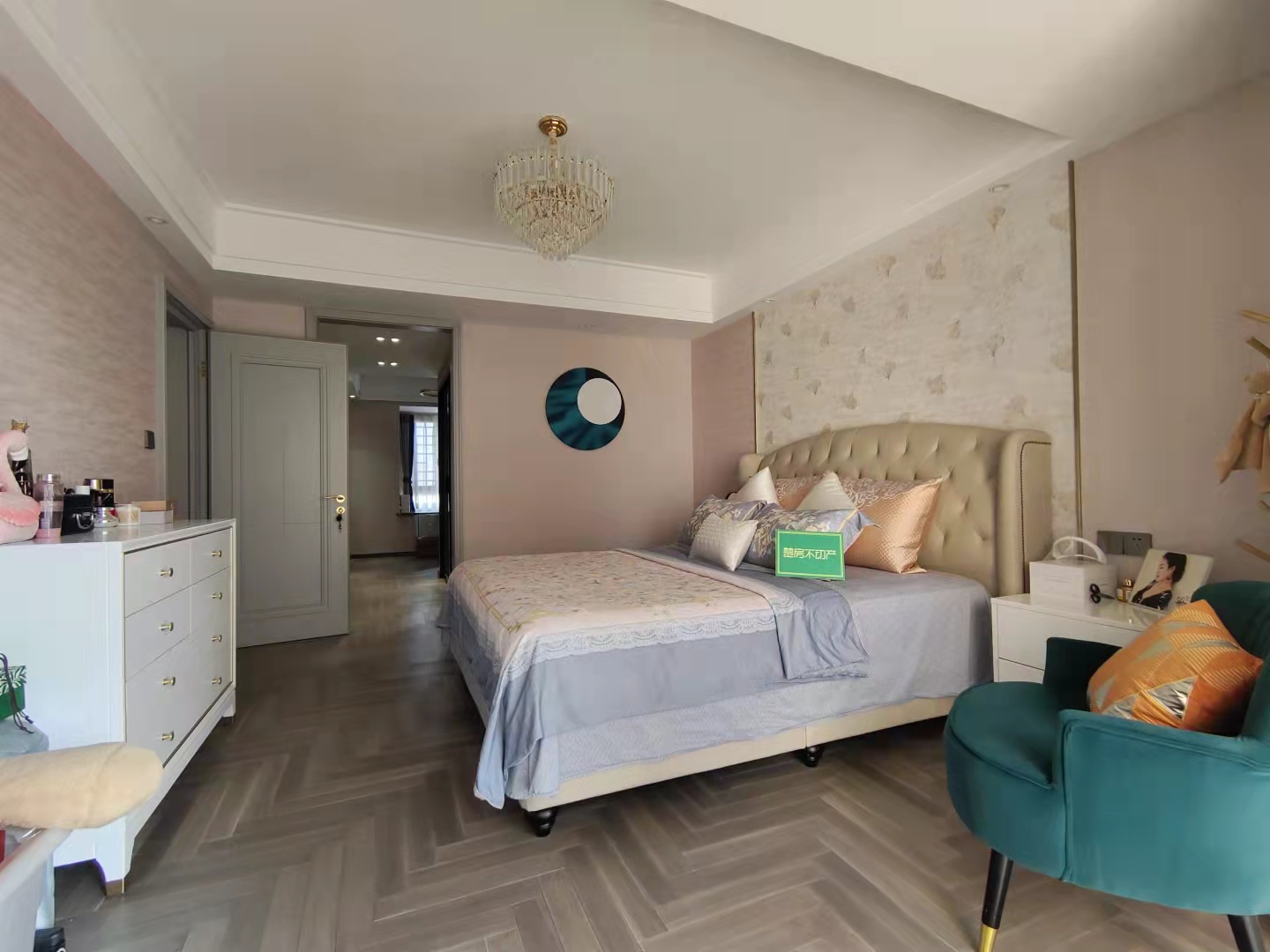 森林国际嚎装楼层好采光棒上学方便，看房方便