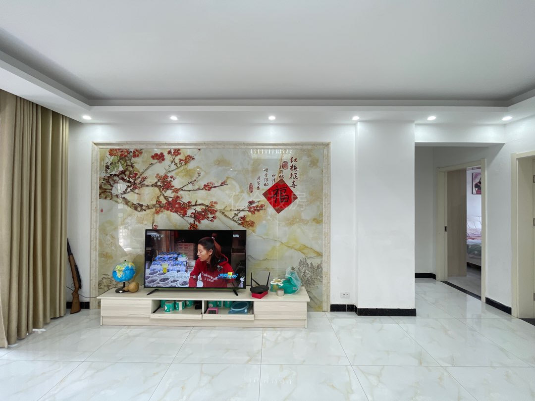 降价了，亏本出，漫城林语，大四房，5100单价，电梯8楼