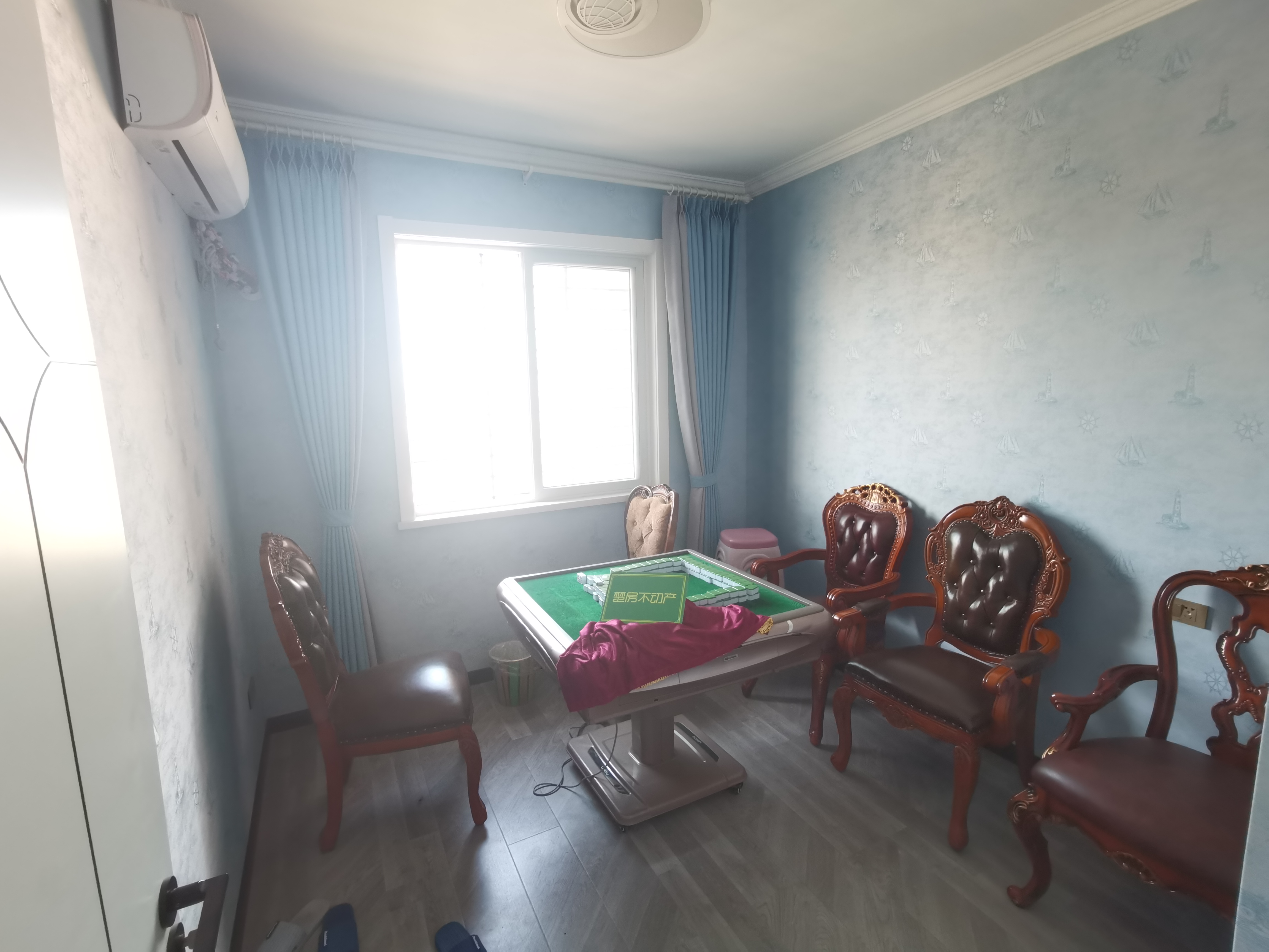 漫城林语稀缺精装大四房，拎包入住，业主诚心卖看房方便