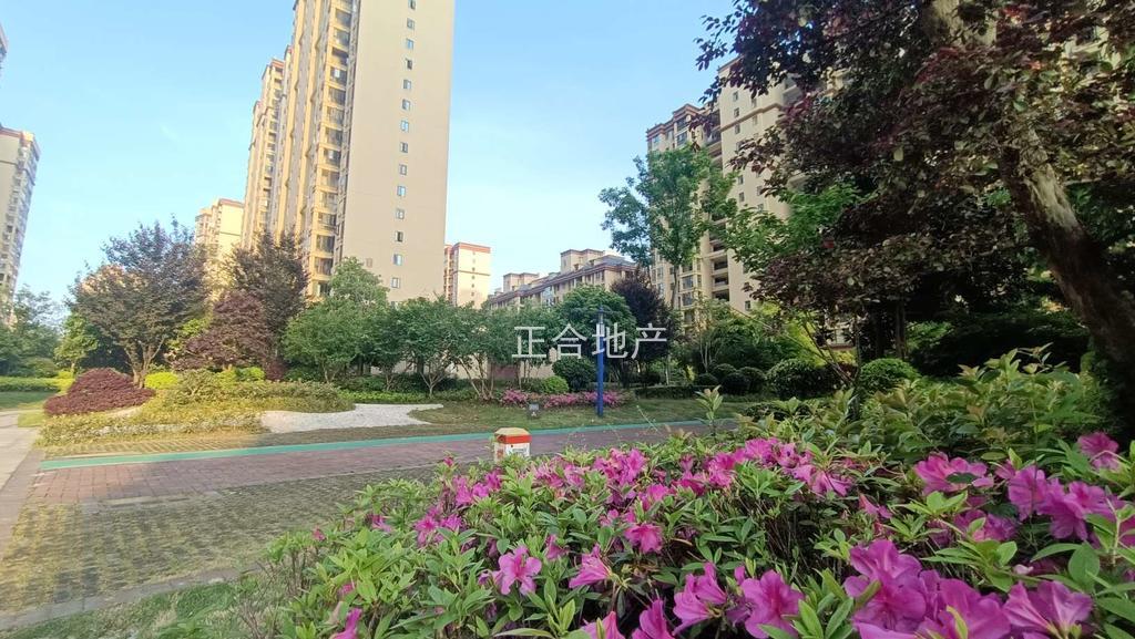 降价了，捡漏，城南，银孚领秀城，单价5500，西边户，带车位，证满二