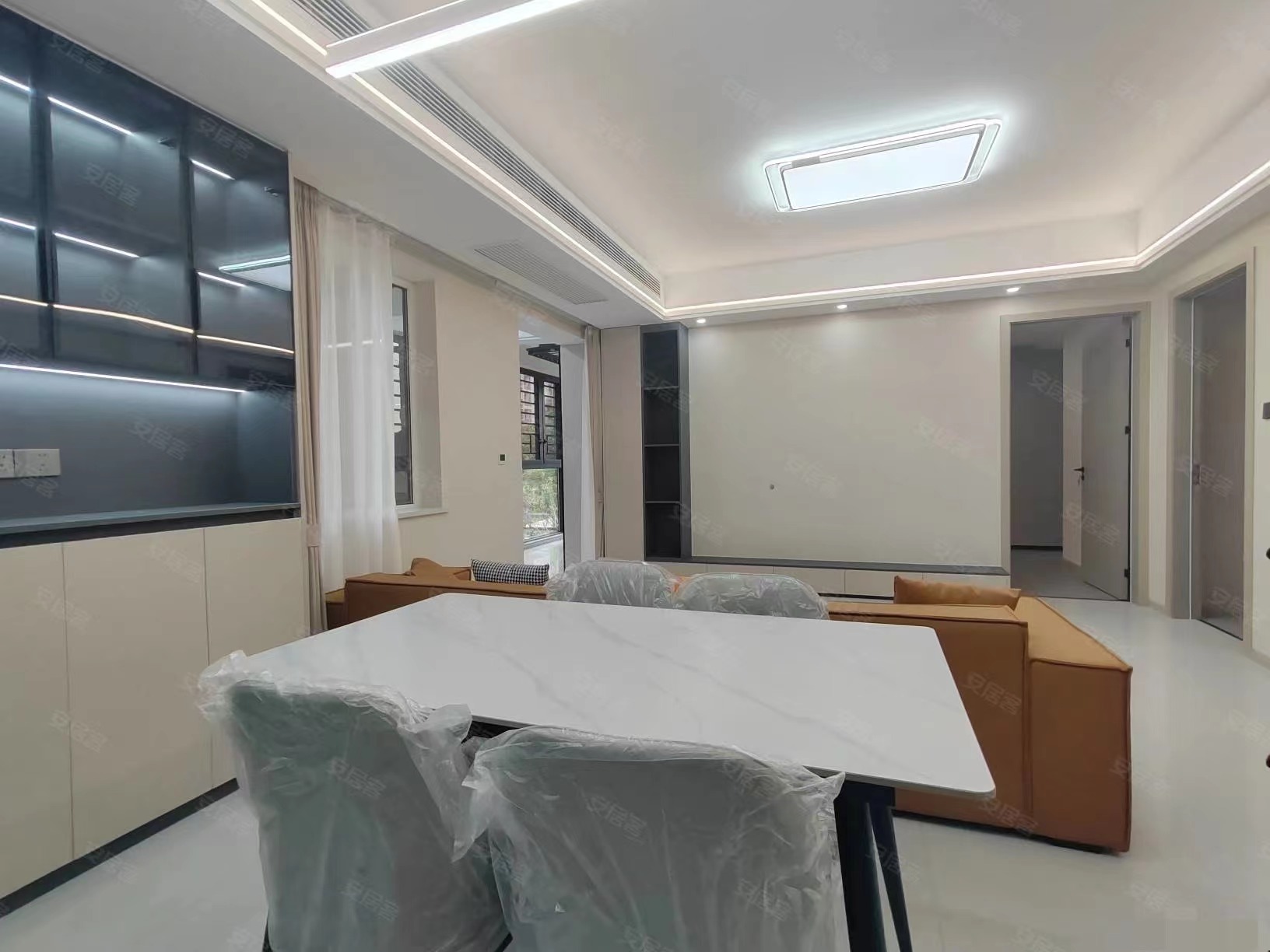 29，捡漏，森林国际，全新装修，精装三房，证件满二，户型采光好