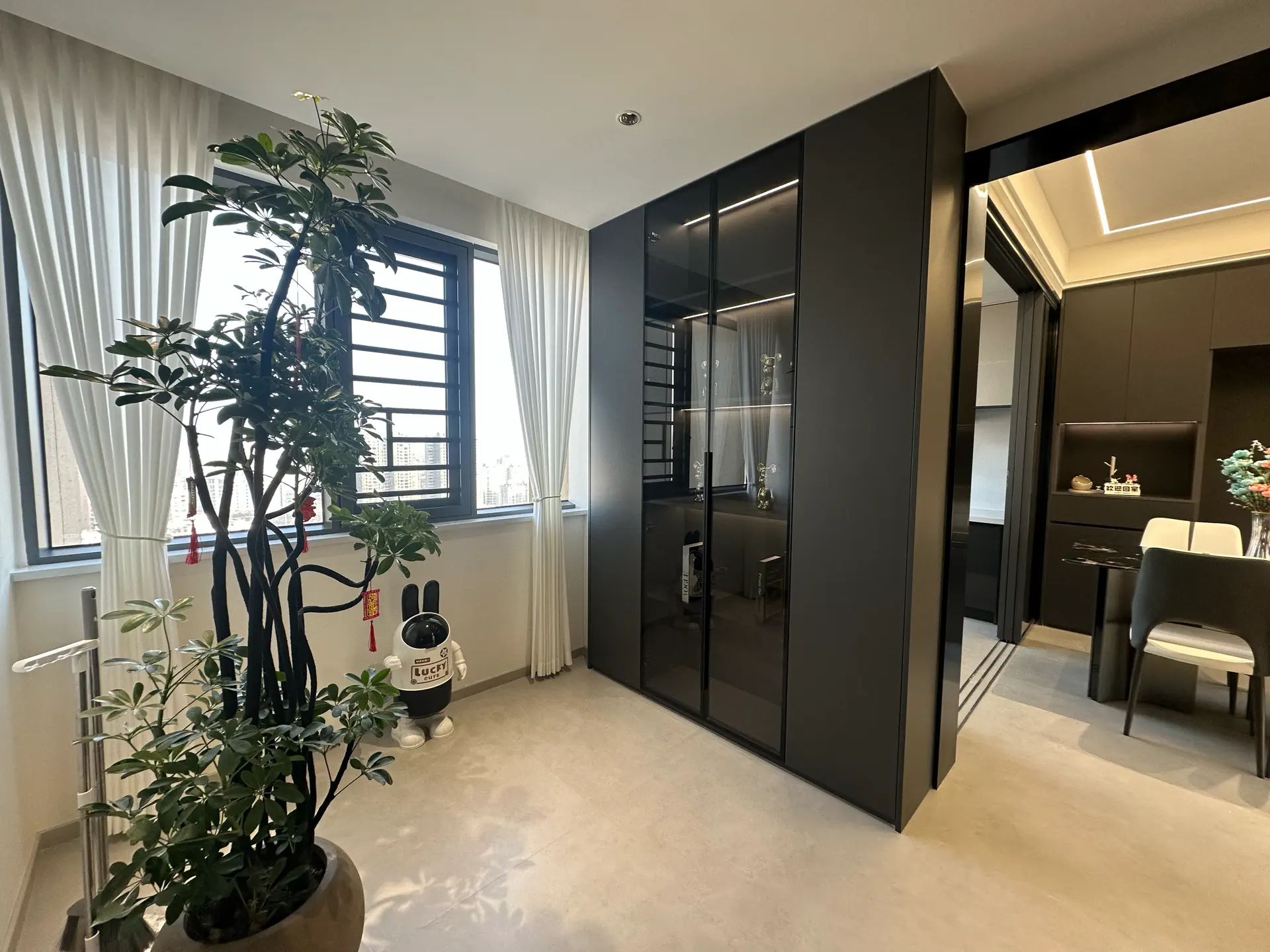 城南，元泰未来城，湖景房，精装三房，两梯两户，长阳台，入户花园，证满二