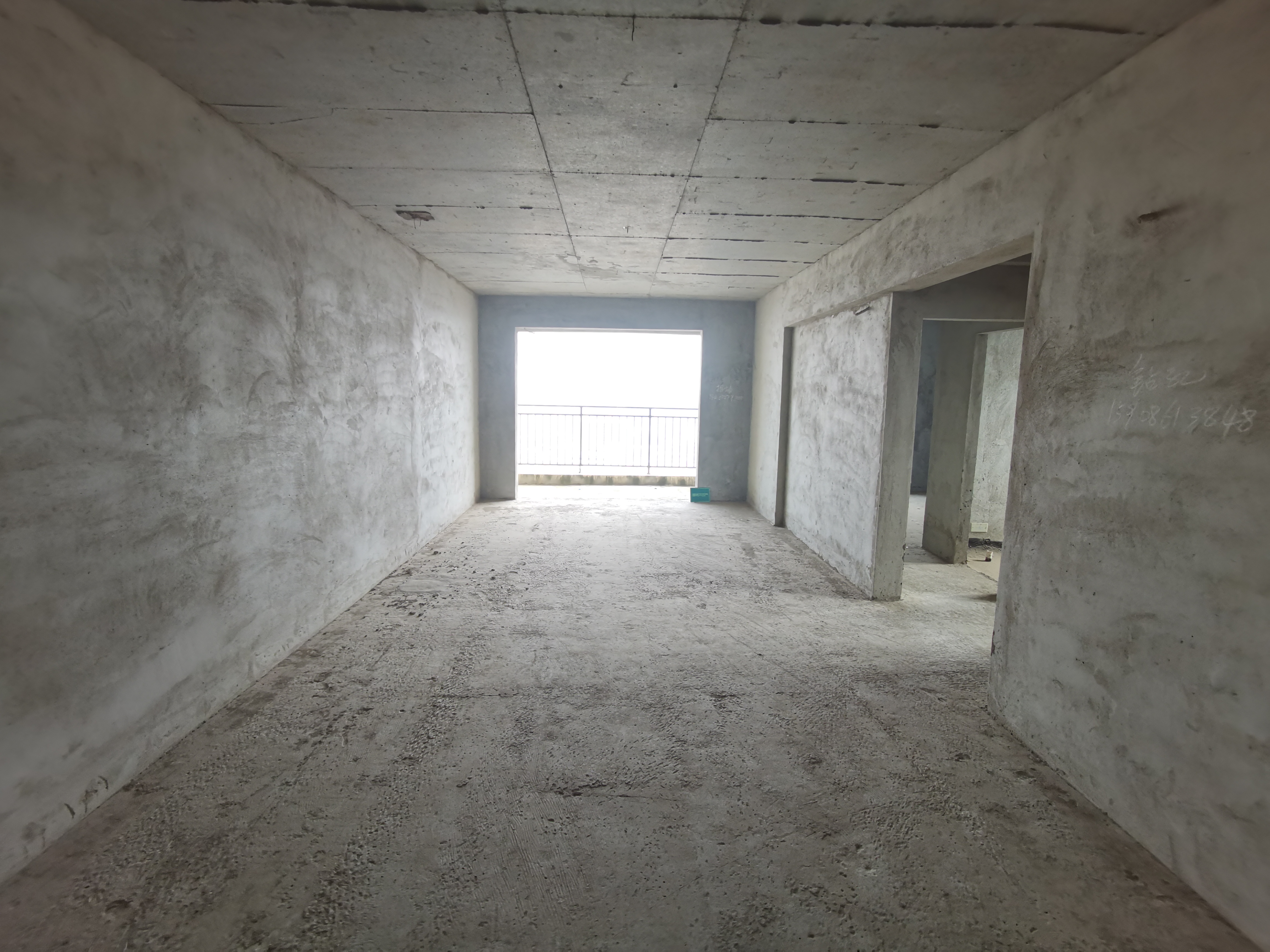 财源盛景毛坯大三房视野到位看房方便位置超好