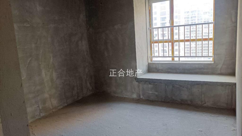 降价了，捡漏，城南，银孚领秀城，单价5500，西边户，带车位，证满二