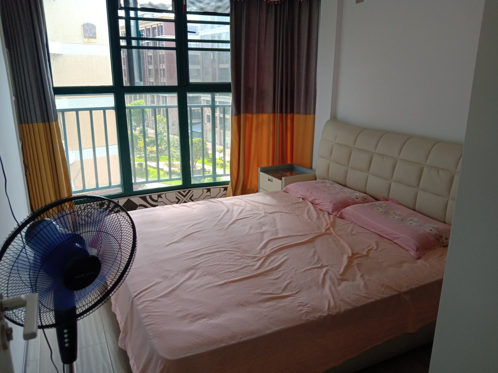 新城壹号五期132.22平全新精装修三面采光南北通透