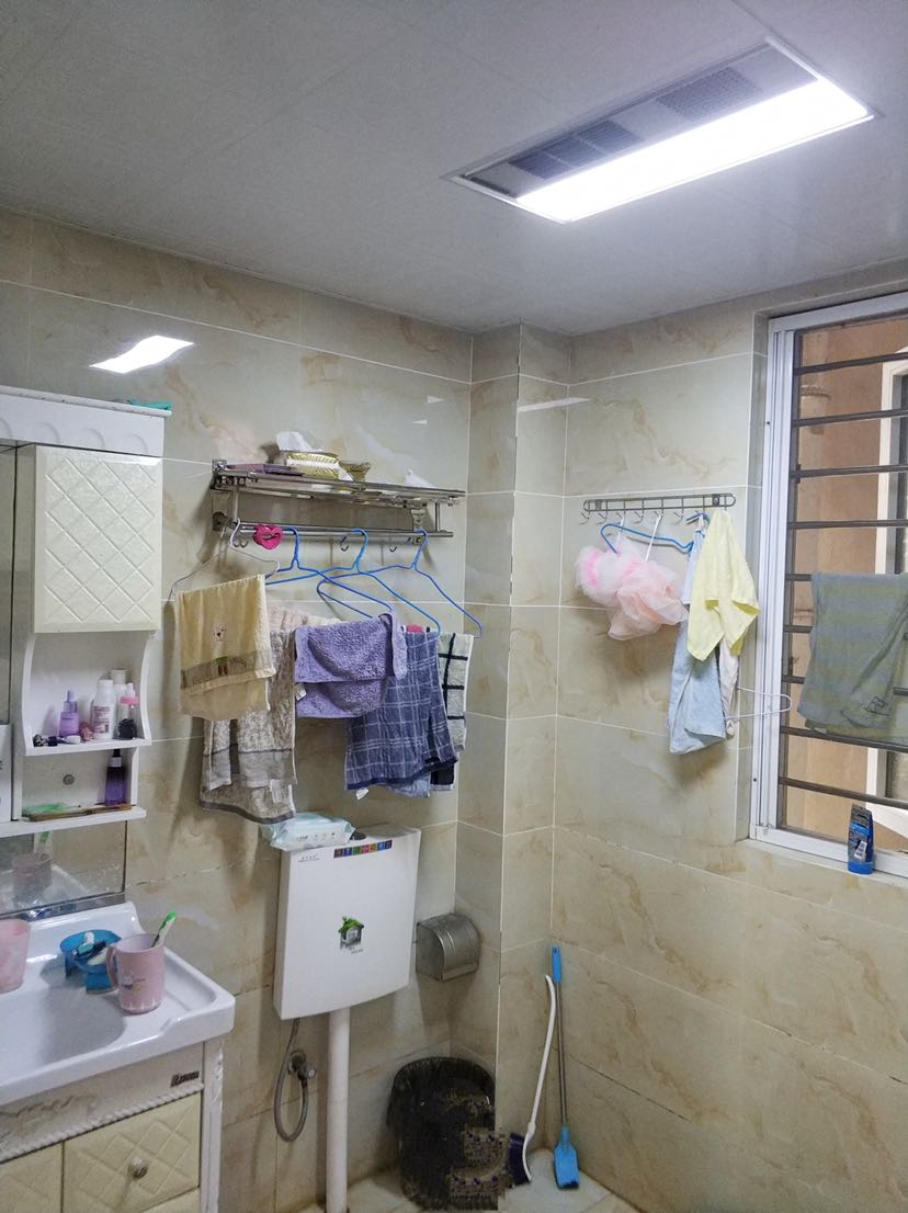 公园世家小高层4房，送超大露台，看房约