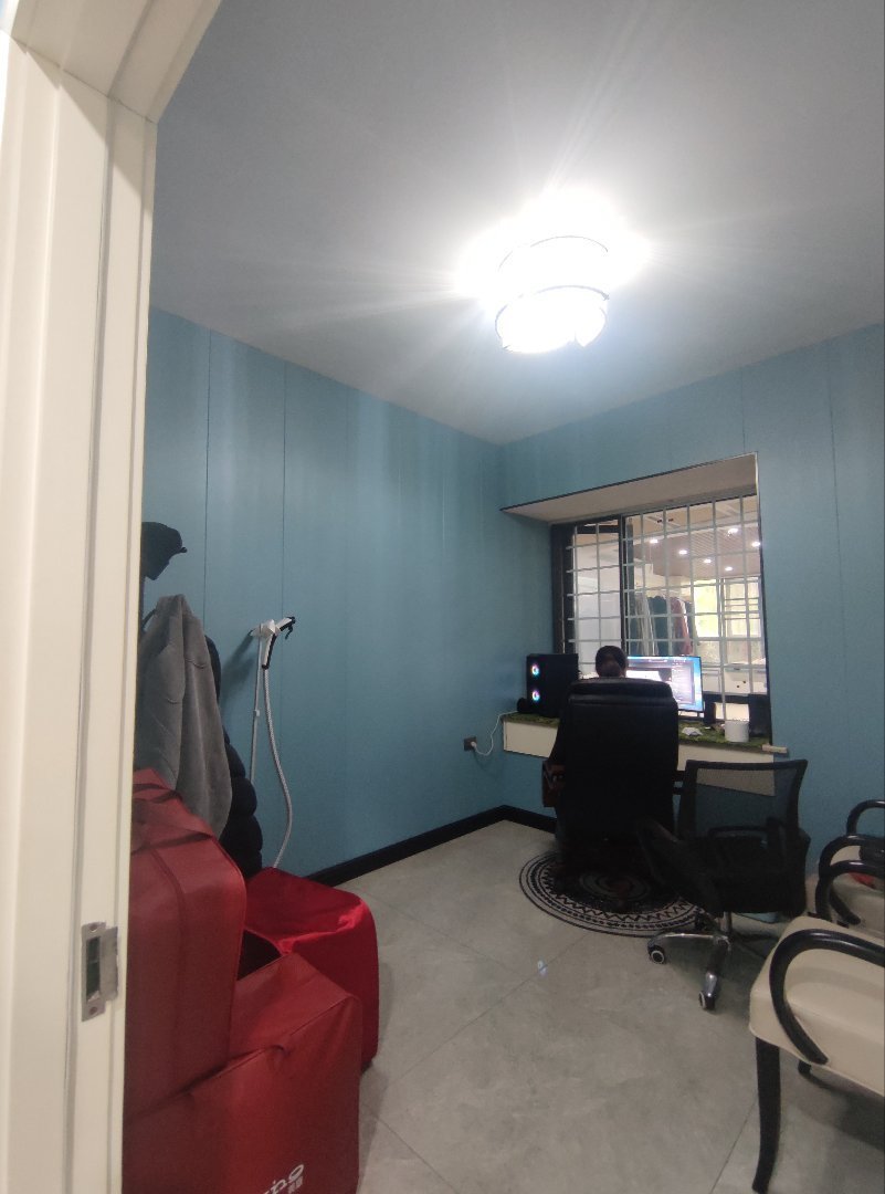 复州花园附近，ju臣铂域，电梯精装三房，带露台，看中能谈，实验2小老3中