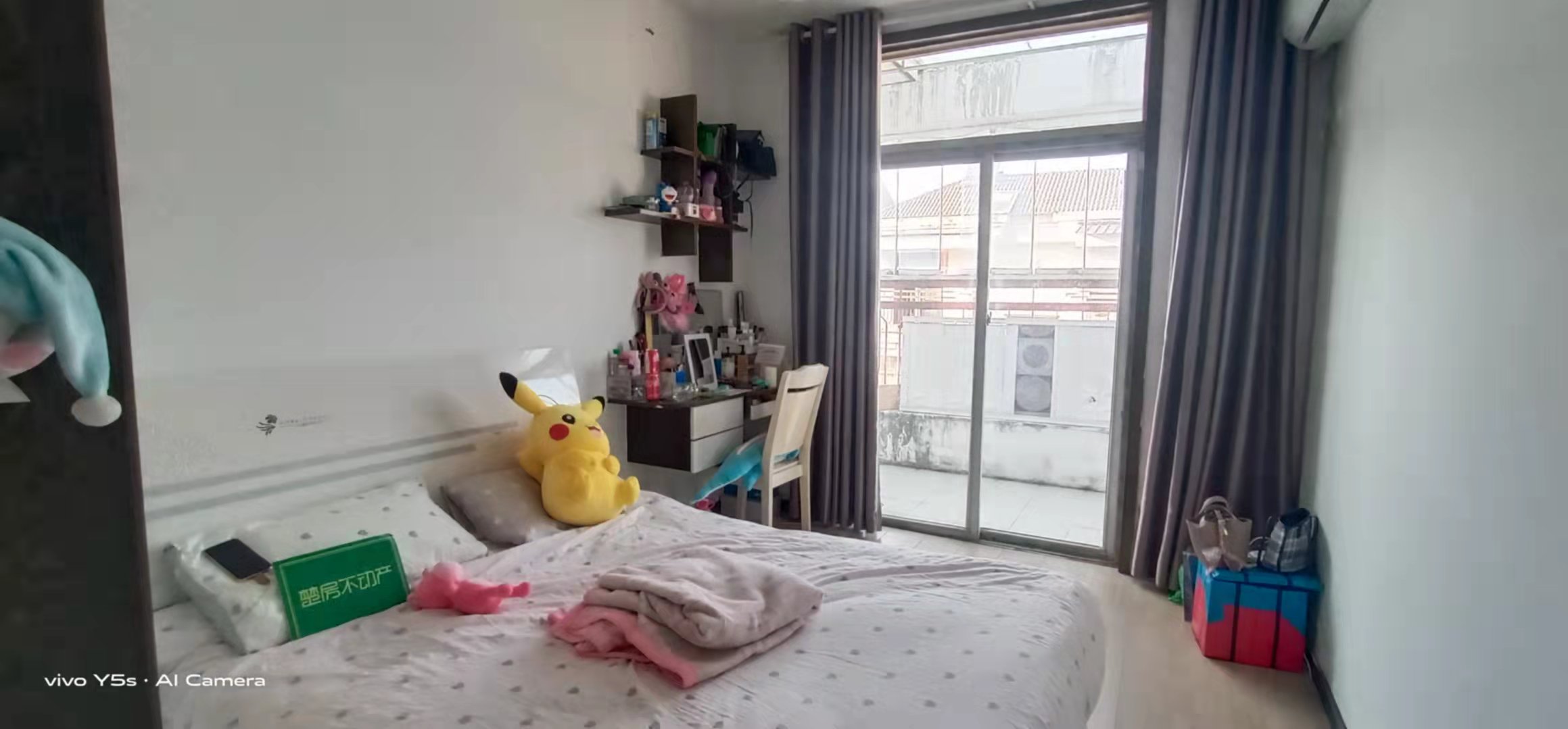 水岸人家精装三房，江景房，江滩公园旁，诚意出售