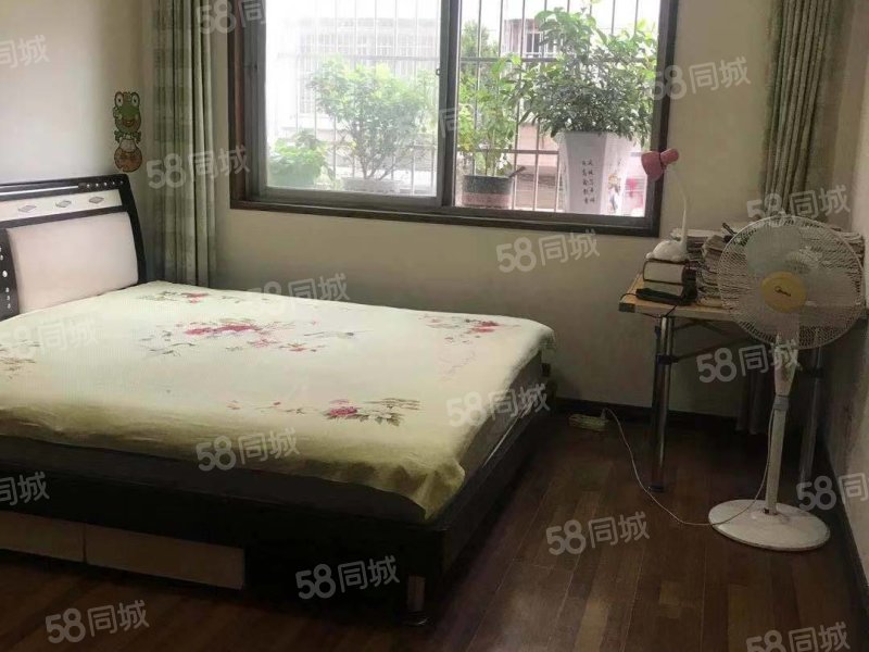  生活配套完善春江花园大三房41万正满2拎包入住有钥匙