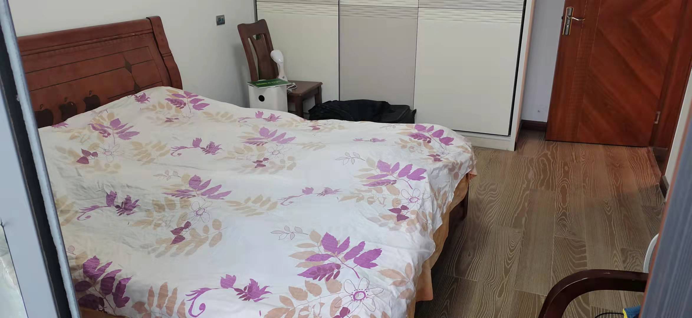 紫润尚城精装三房诚心出售，成色新保养好