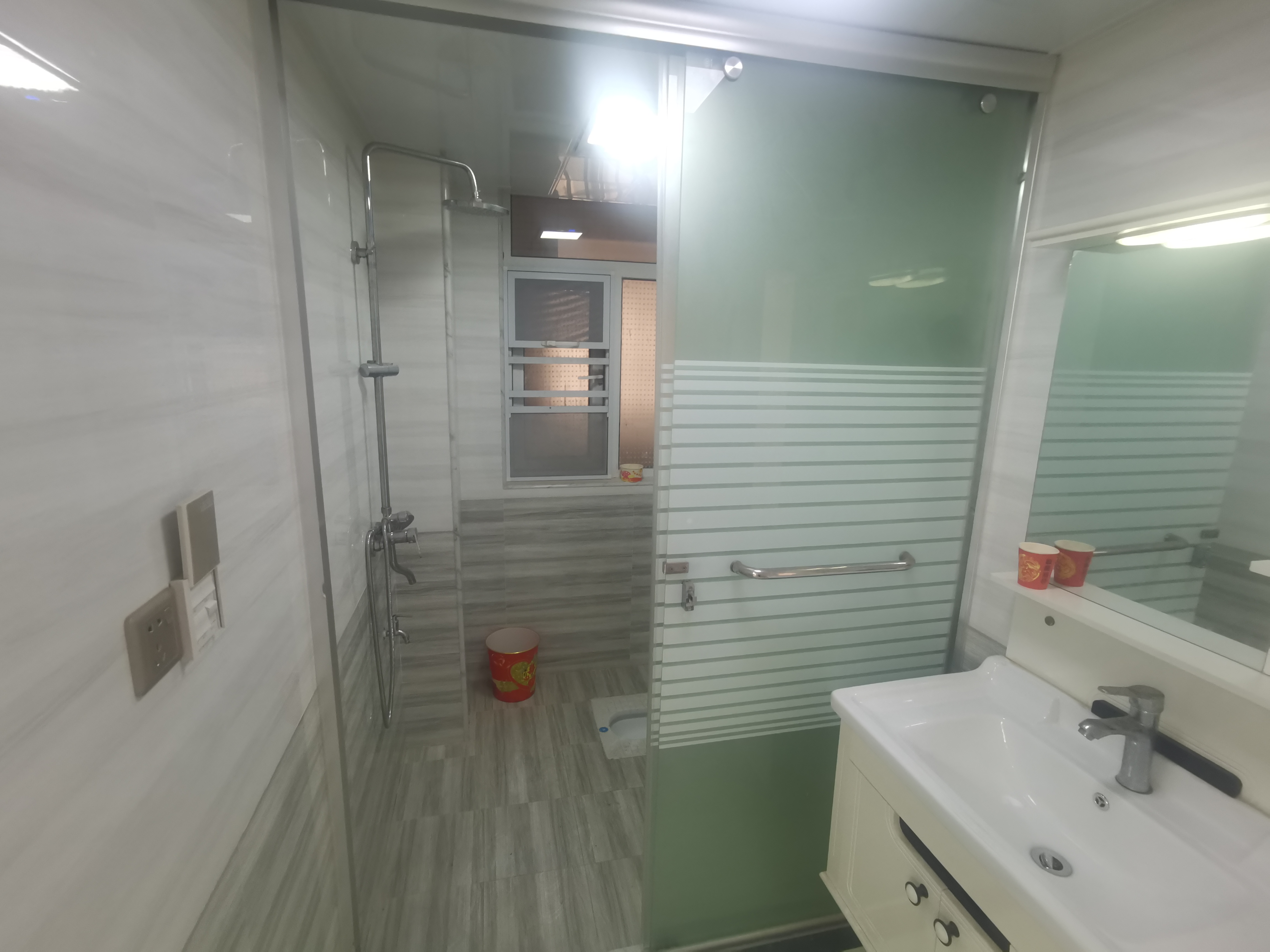 沔阳公馆精装2房业主诚心出租看房方便