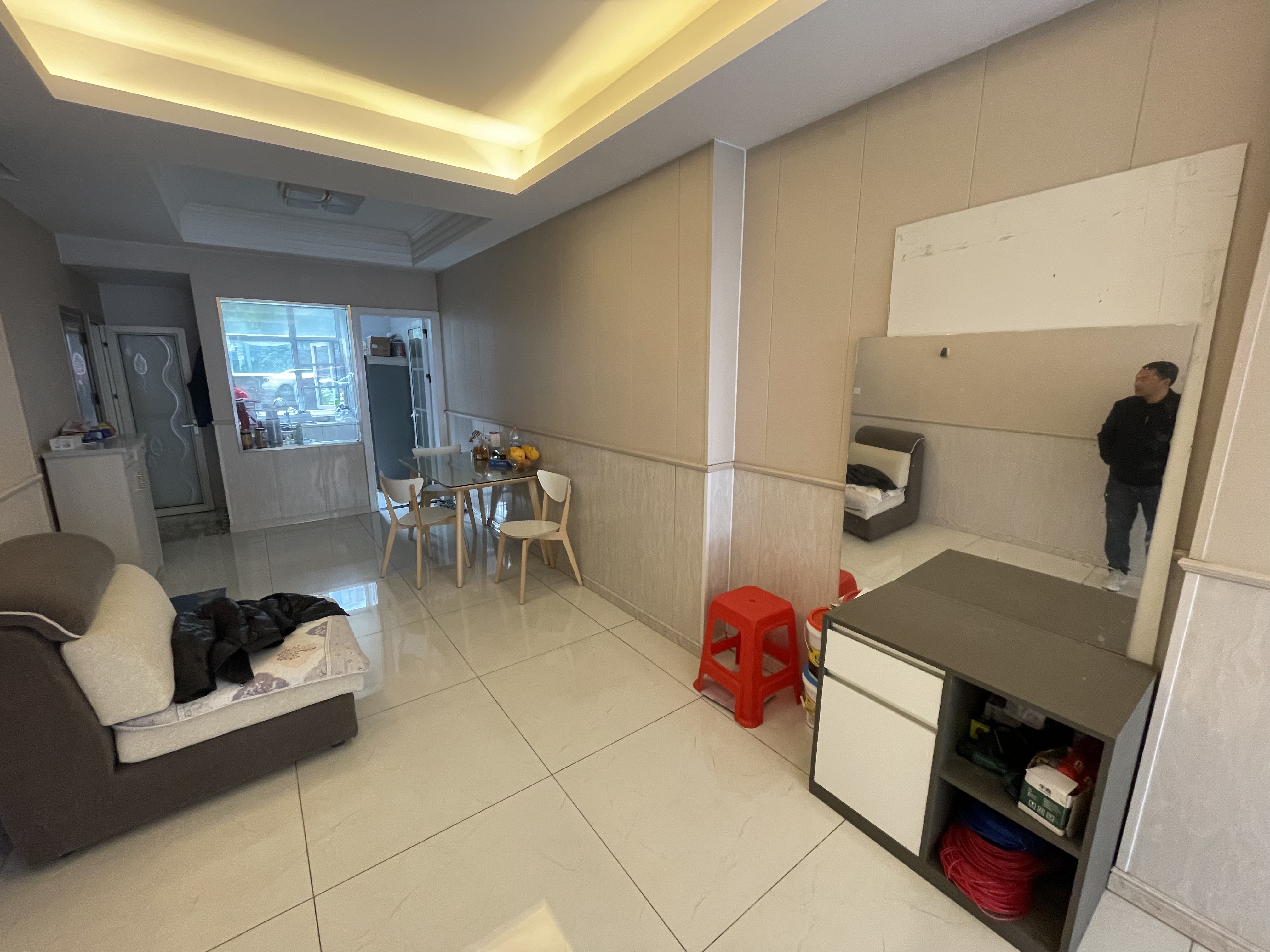 沔阳公馆商铺可自住带装修已经隔好两层