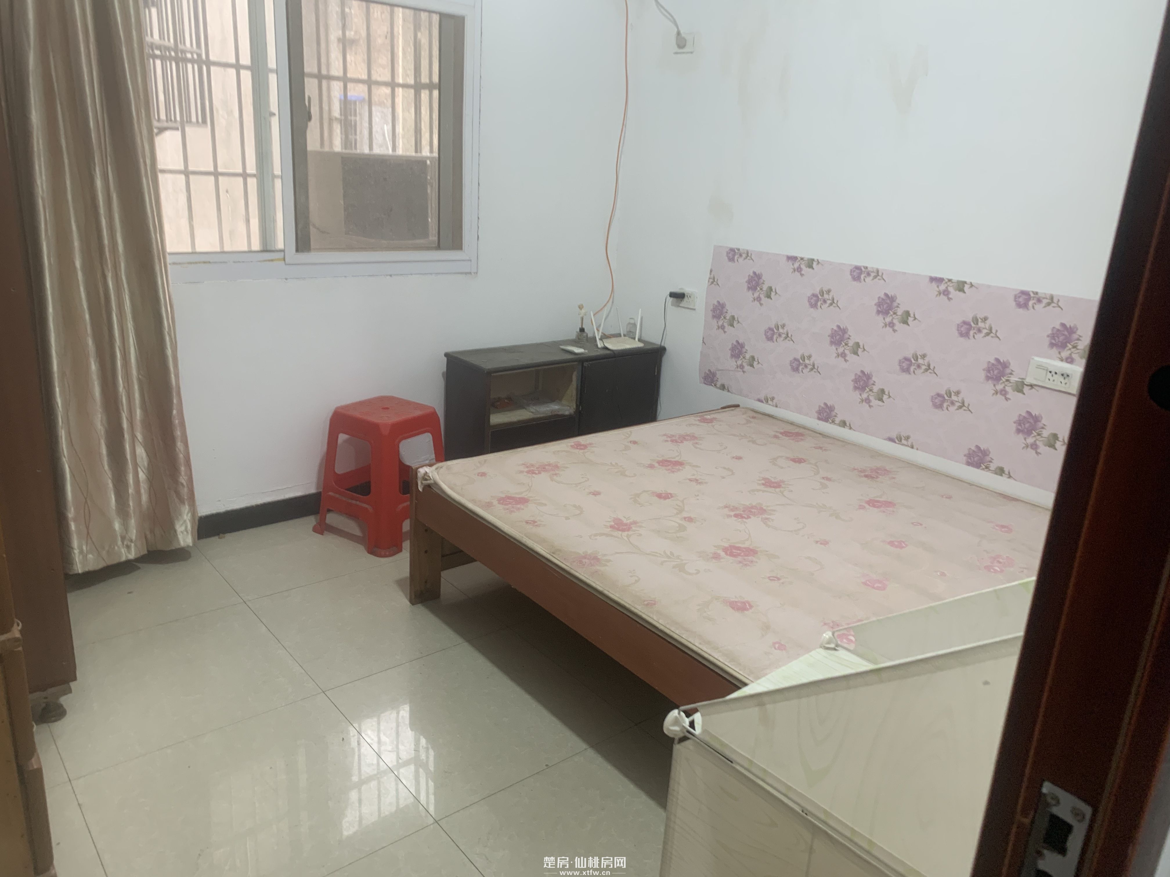 沙嘴步行街中段五居新区西八巷15号