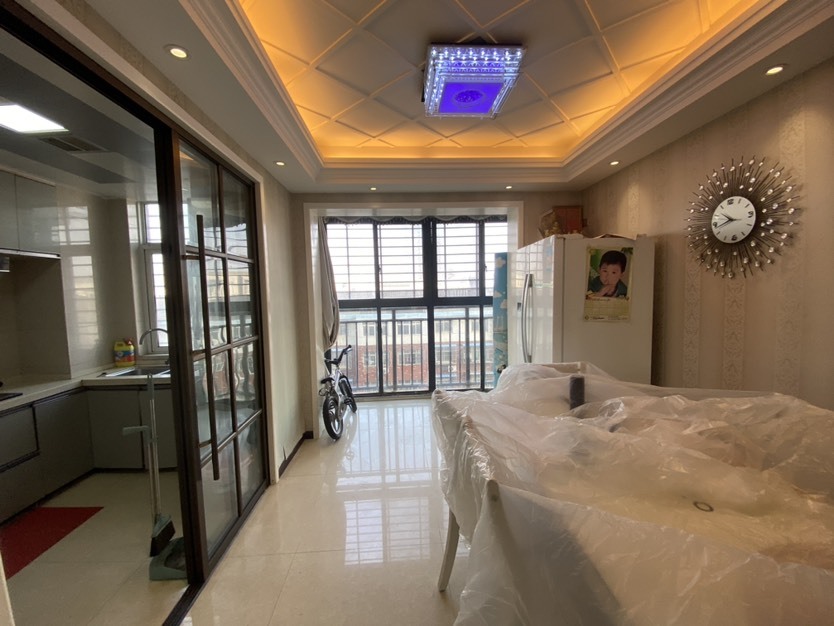 捡漏，田园国际，电梯边户，精装3房2卫，好楼层，诚心出