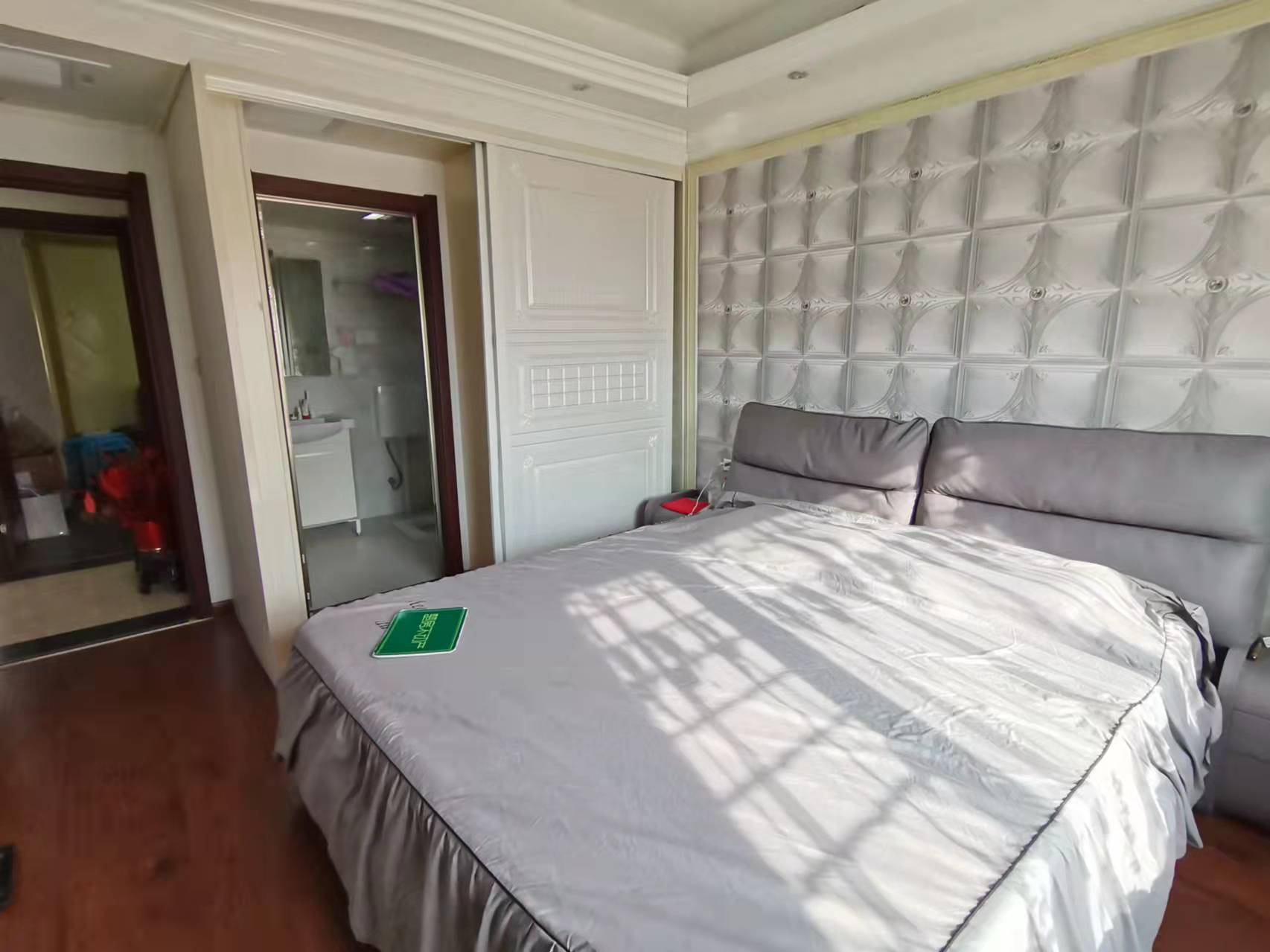 锦绣江山精装三房大露台房东诚意出售