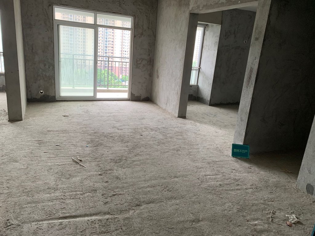 鸿昇现代城毛坯好户型新妇幼对面诚意出售楼层视野好