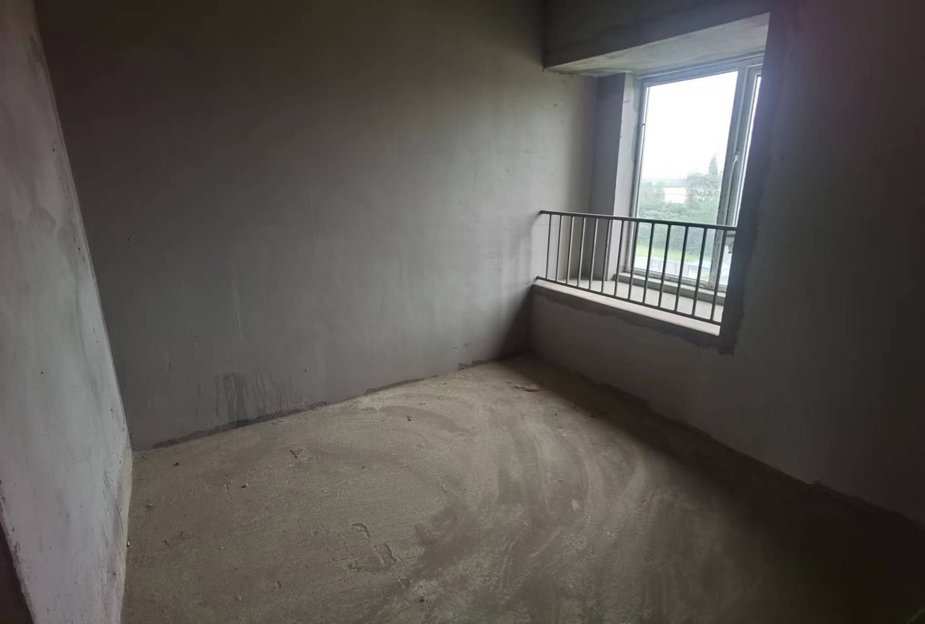 南国明珠四房136平好楼层急售