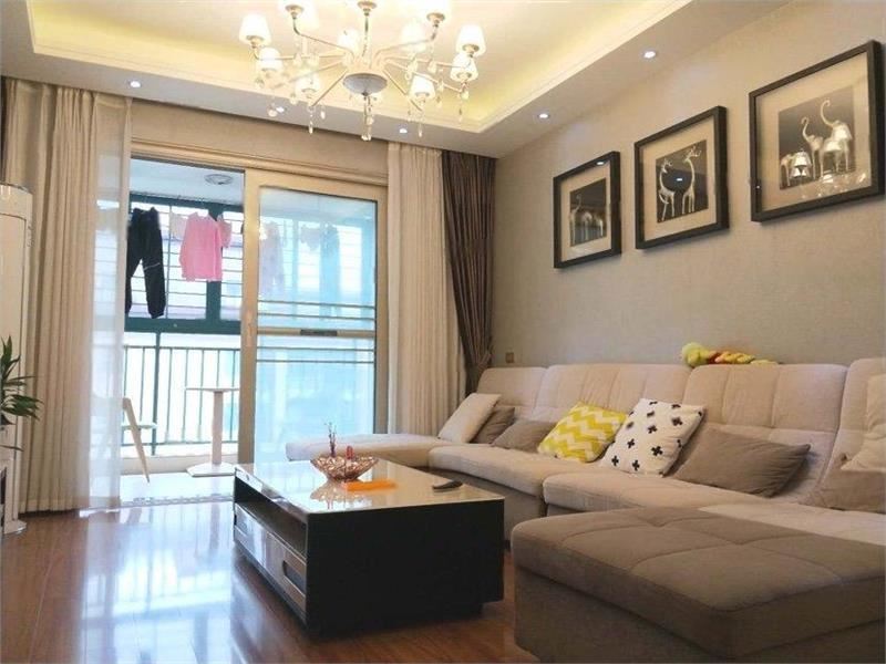  来啦！新城一号精装三房，证满二，拎包入住，坐拥城市 