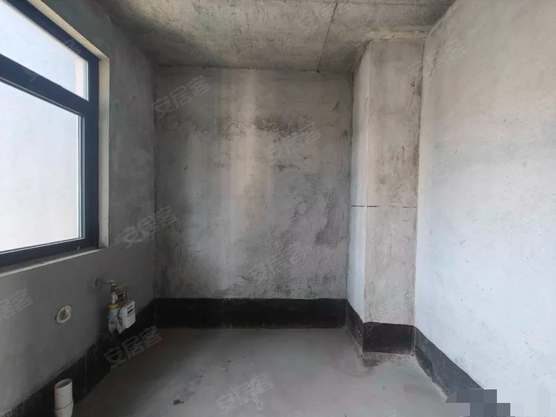 捡漏，城南，锦绣江山望府，纯边户、80万带车位，满二，南北双阳台