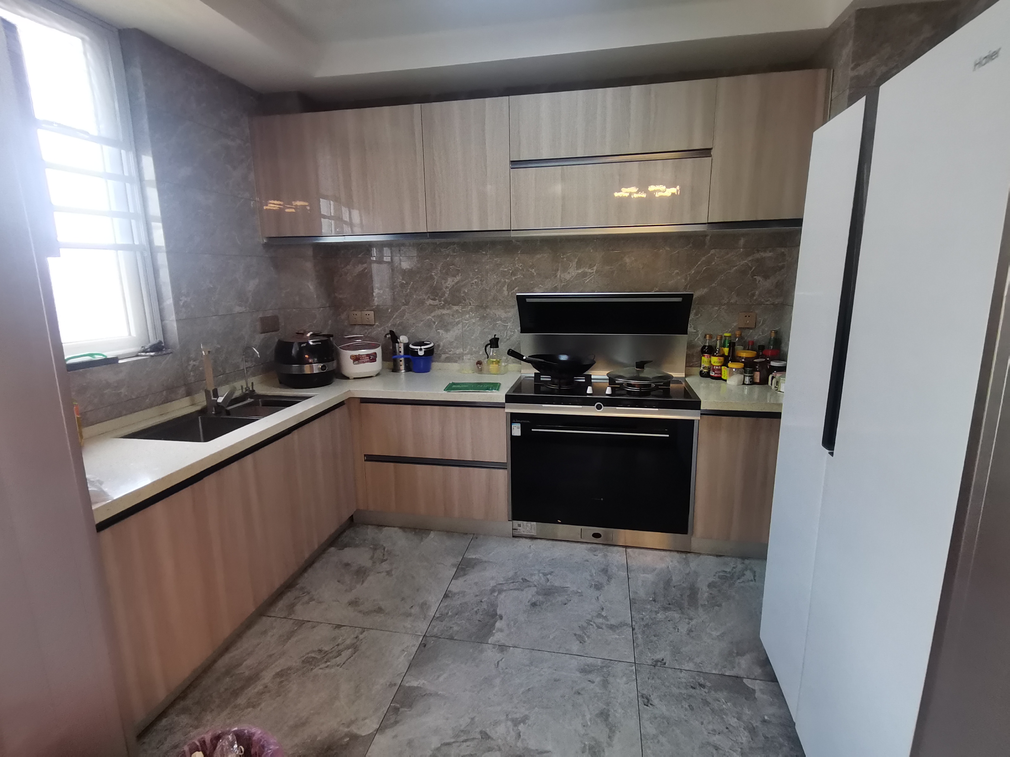 满庭春精装大平层户型方正三个阳台房东诚意出售