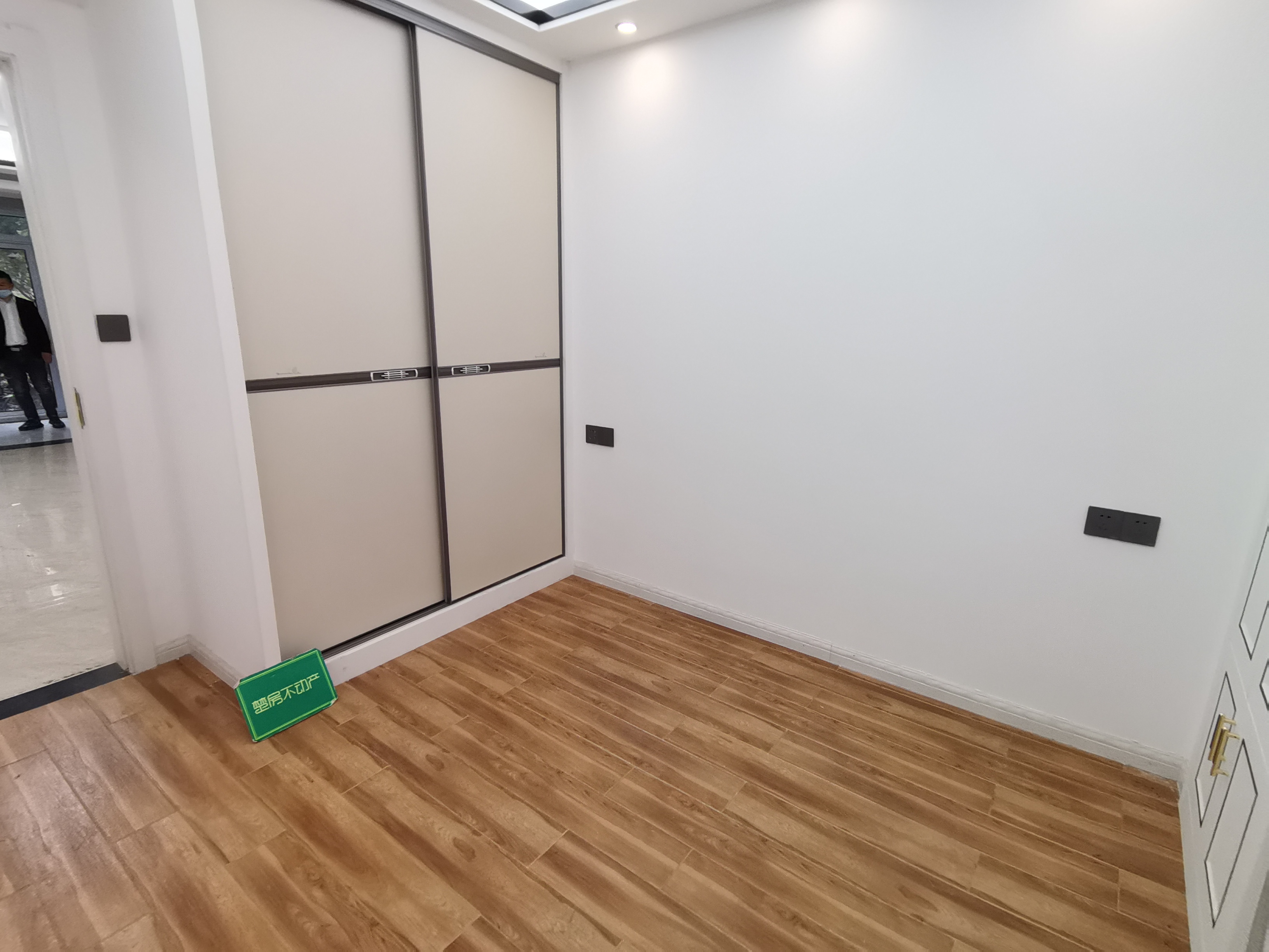 和合国际精装一楼户型方正看房方便房东诚意出售