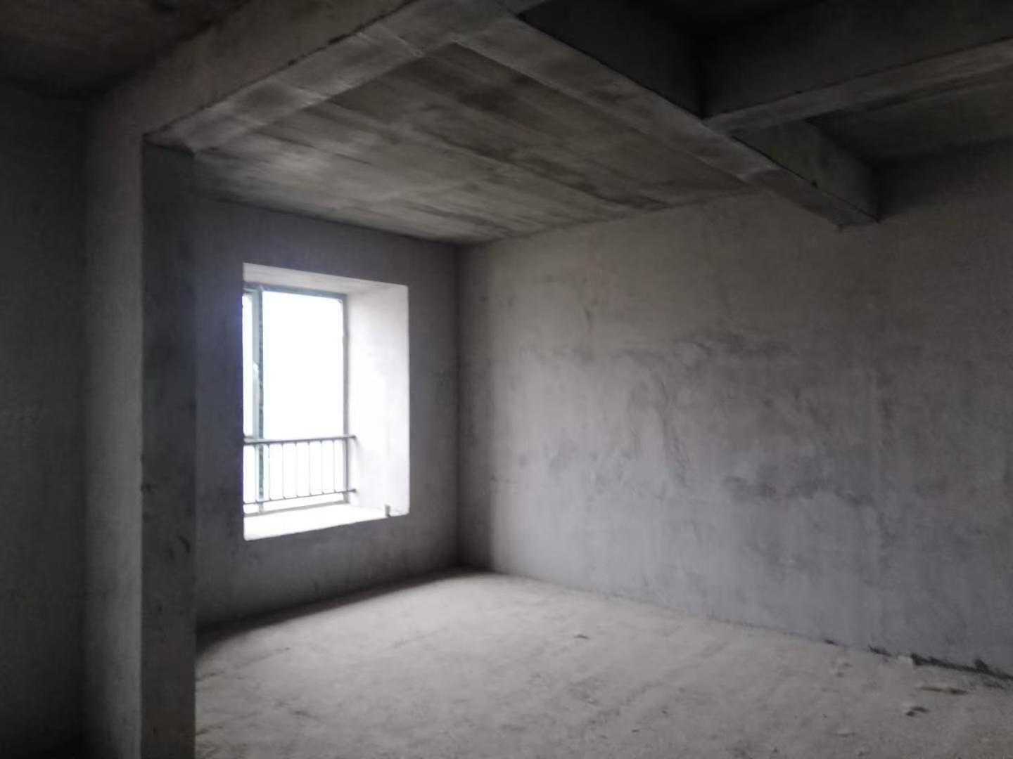 捡漏，城南，元泰未来城A，电梯好楼层，毛坯三房，证满二，亏本出售