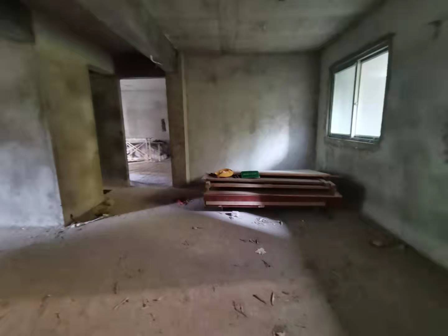 和合国际毛坯大四房单价低房东诚意出售