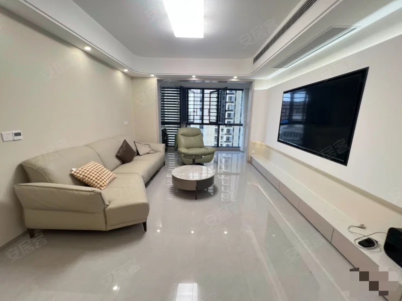 捡漏，风和日丽，精装三房，边户，电梯好楼层，诚心出售，