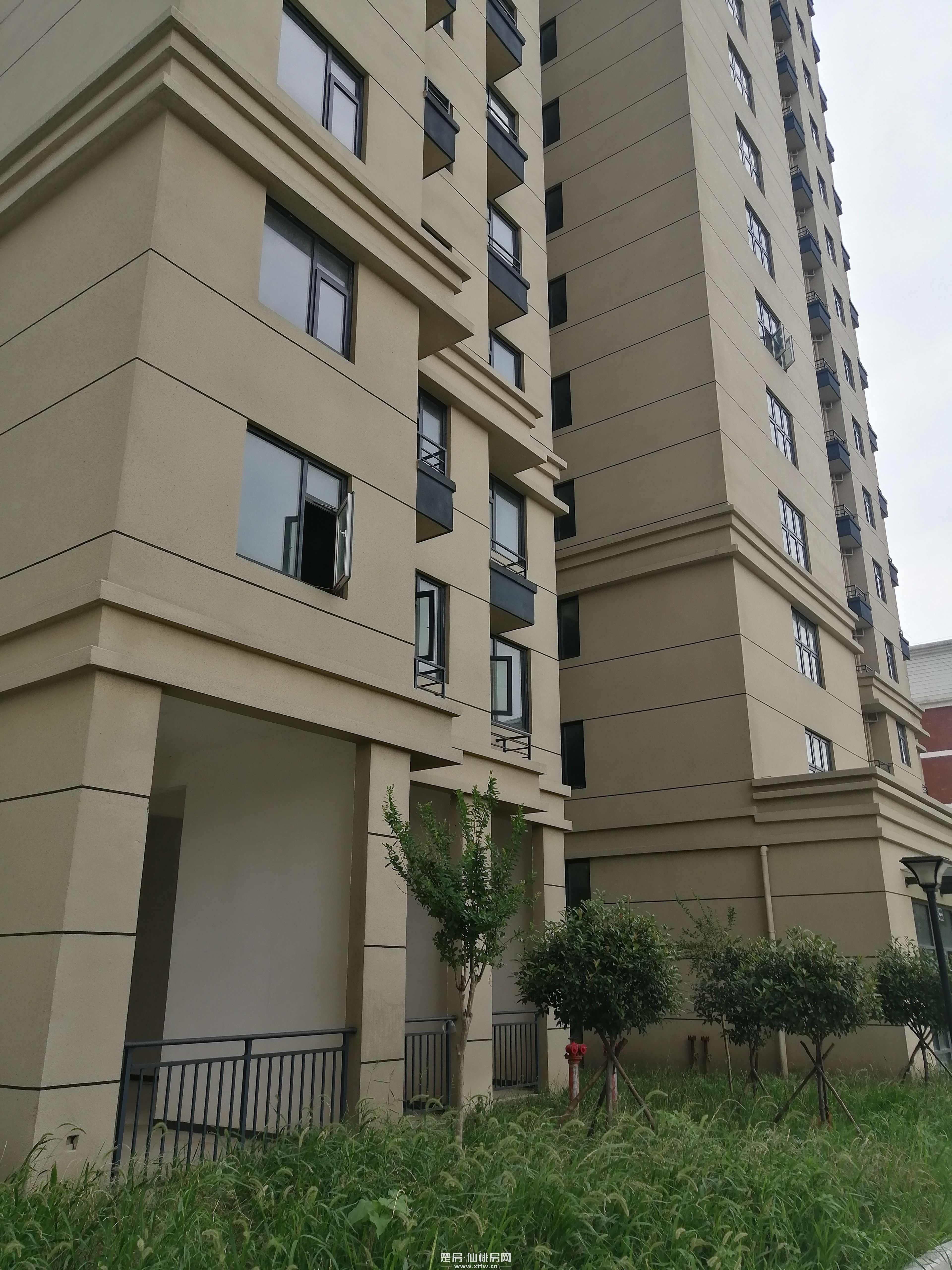 仙桃市人民医院对面骑尾社区电梯房出售