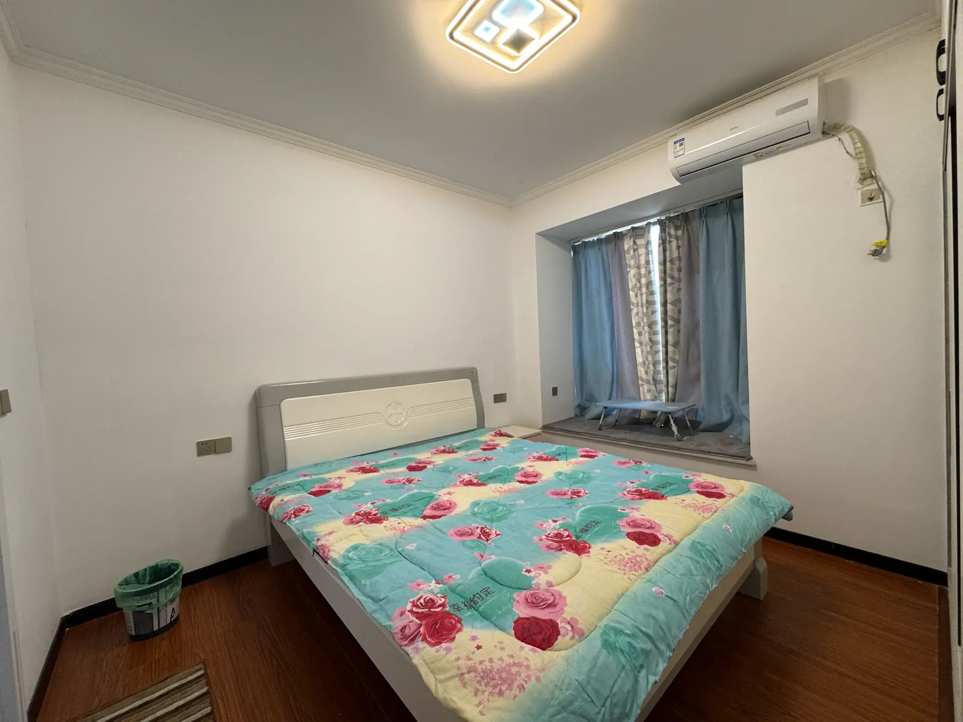 捡漏，康湾一品，3单价800，精装4房2卫，证满二，亏本出售