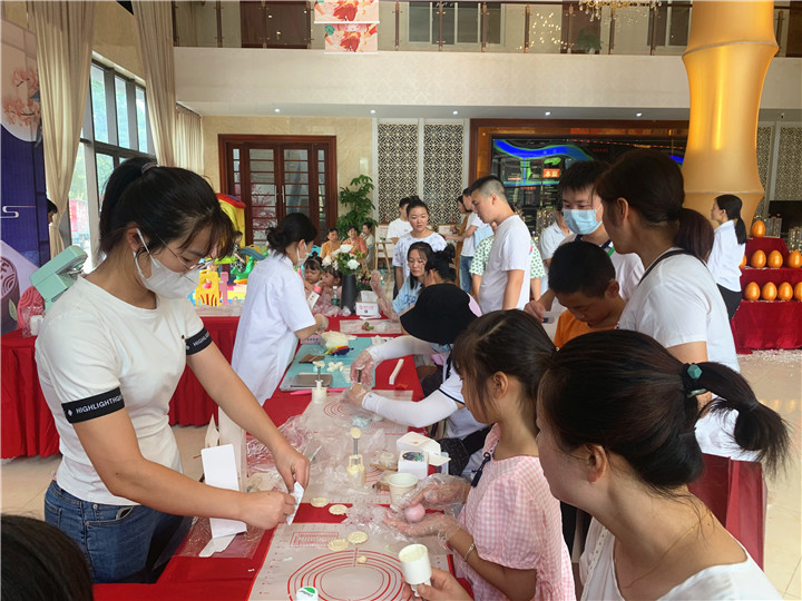 团圆佳节 情聚时代天骄｜中秋喜乐会温情上演！