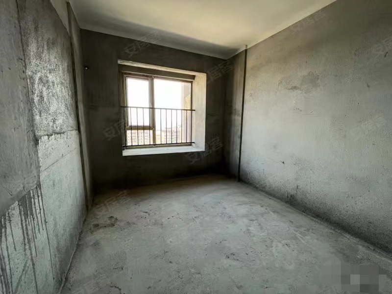 房东亏本出售，薅羊毛，森林国际北苑，单价4999