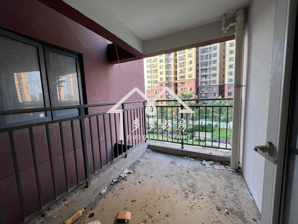 满庭春，单价才5K，你们喜欢的楼盘，绿化好，物业好，生活便利，院内校区