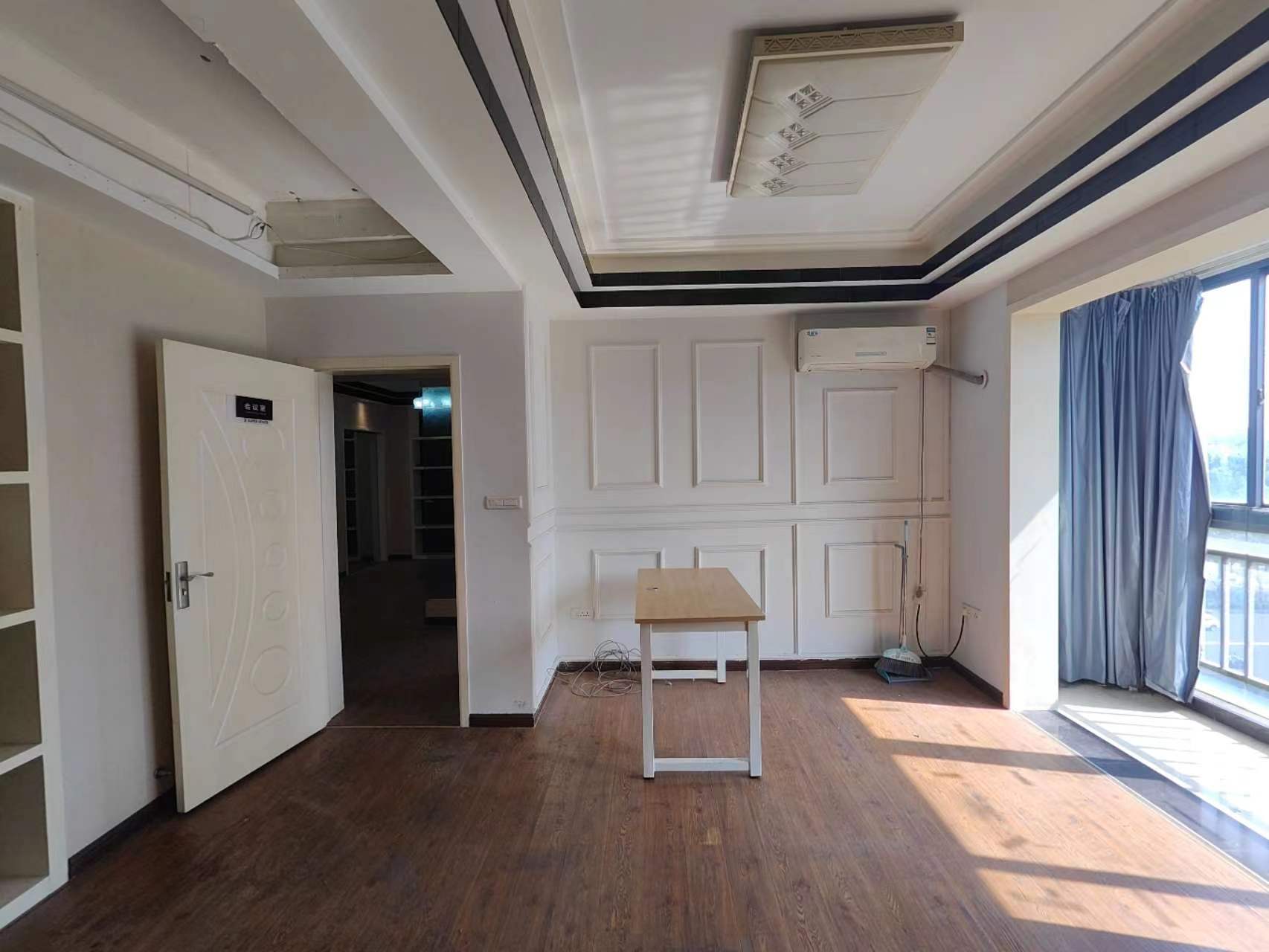 武商旁边的写字楼出租，金帝苑好楼层采光视野好，办公再好不过