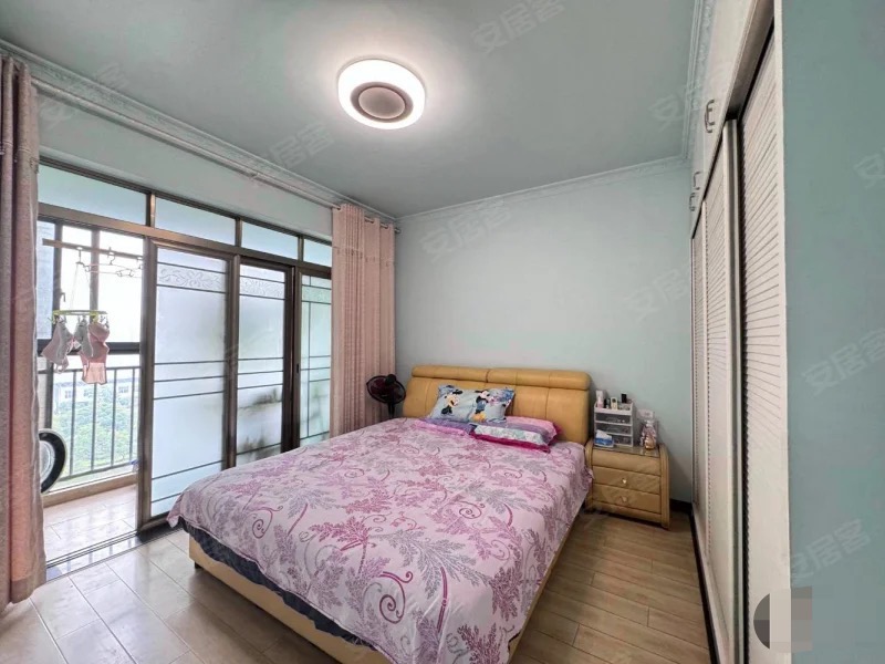 423，一中对面，，上苑一品，精装3房，边户，双阳台，满二，好楼层，看中价格在谈