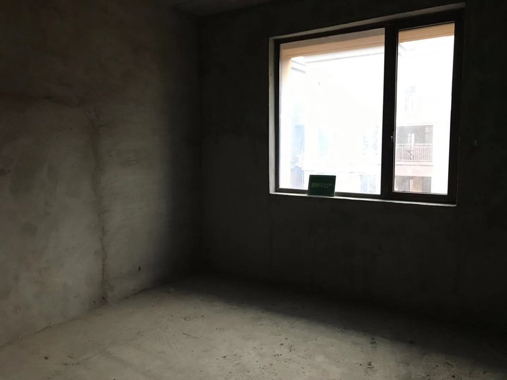 城西绿地华庭香格里拉电梯洋房南北通透优秀楼层诚意出售