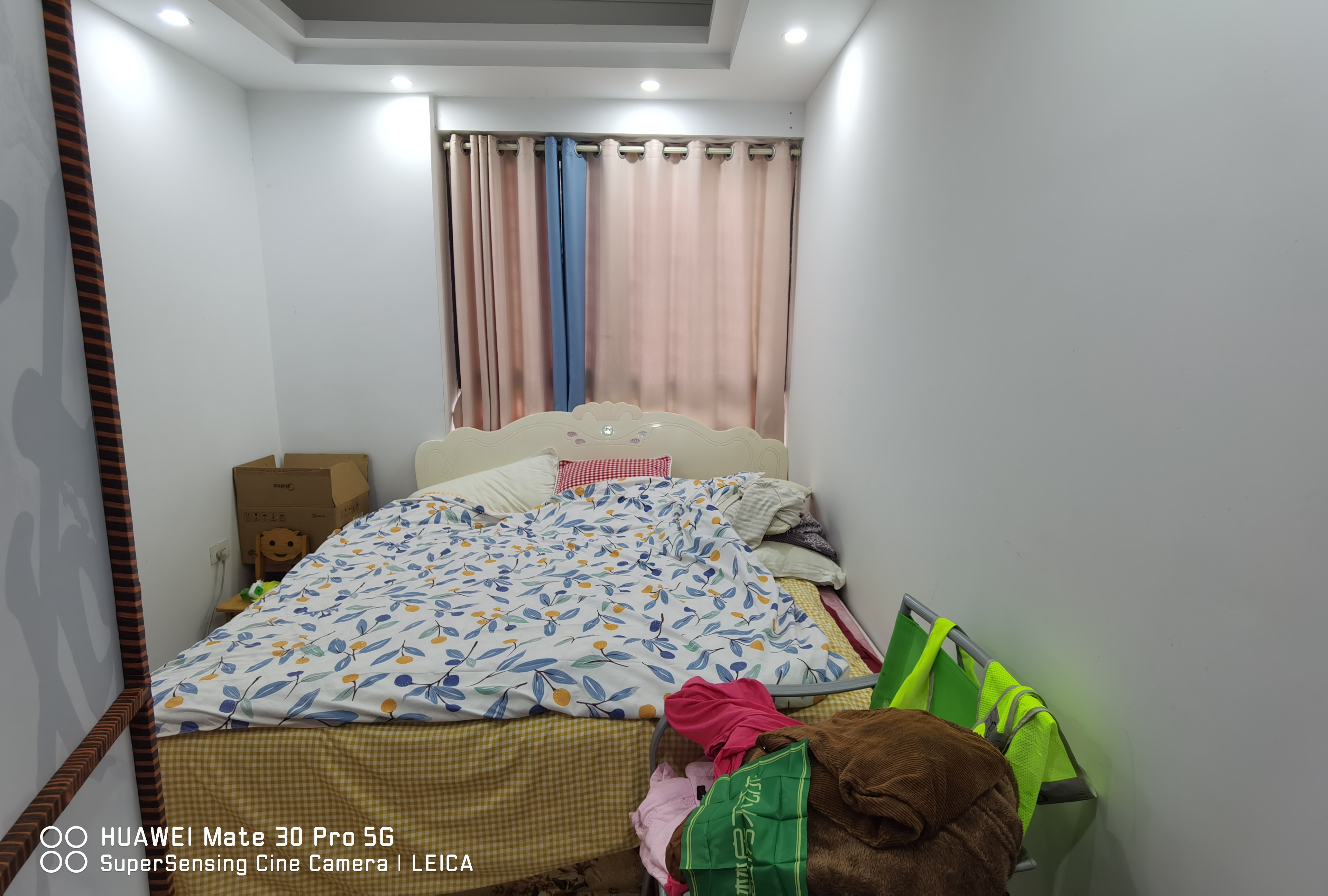 鸿昇现代城精装四房保养新成色好户型好诚心出售周边配套齐全出行方便实际一百三平左右