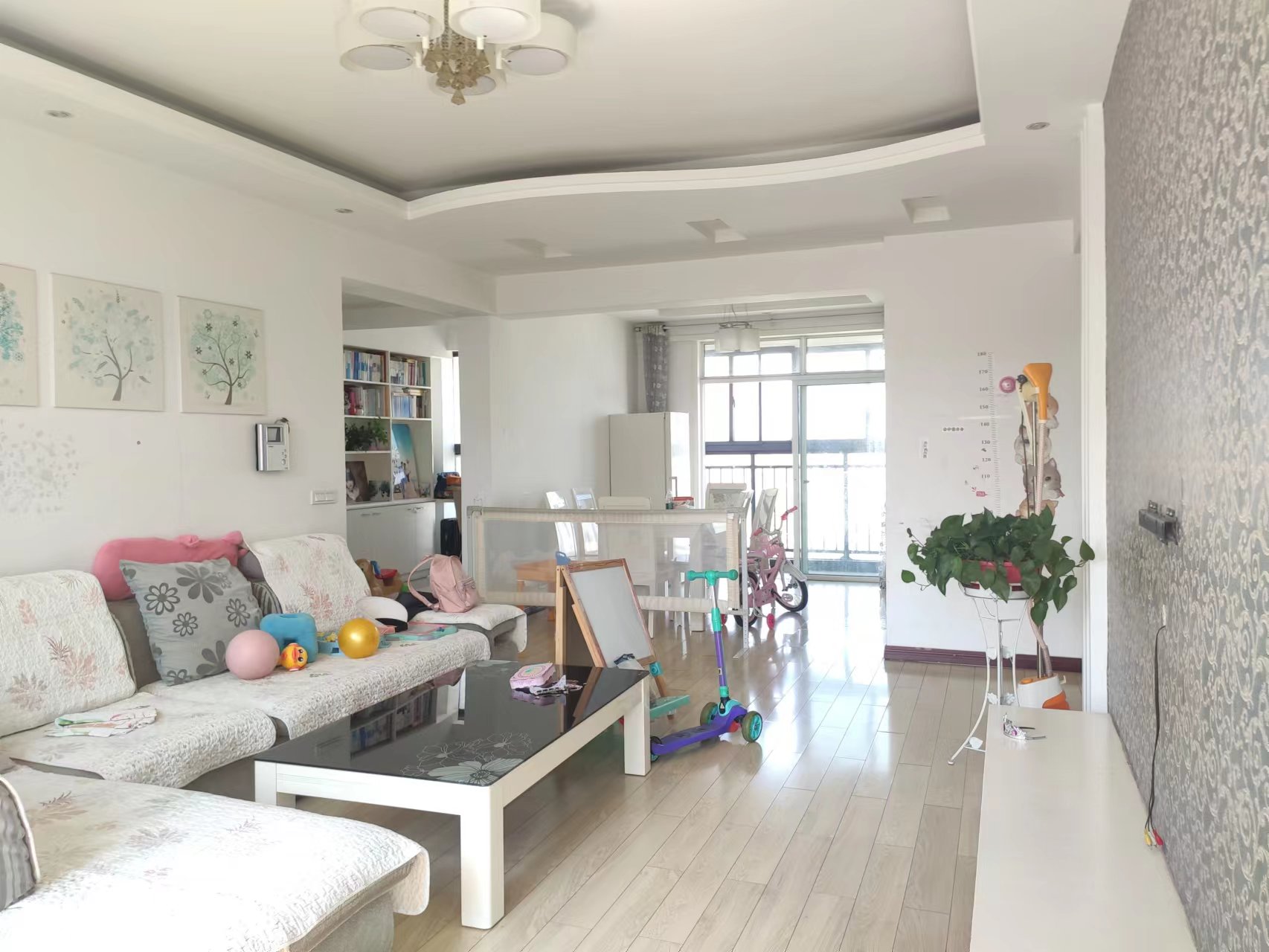 阳光田园国际送入户花园精装修三室两厅两卫满二证在手南北通透双阳台