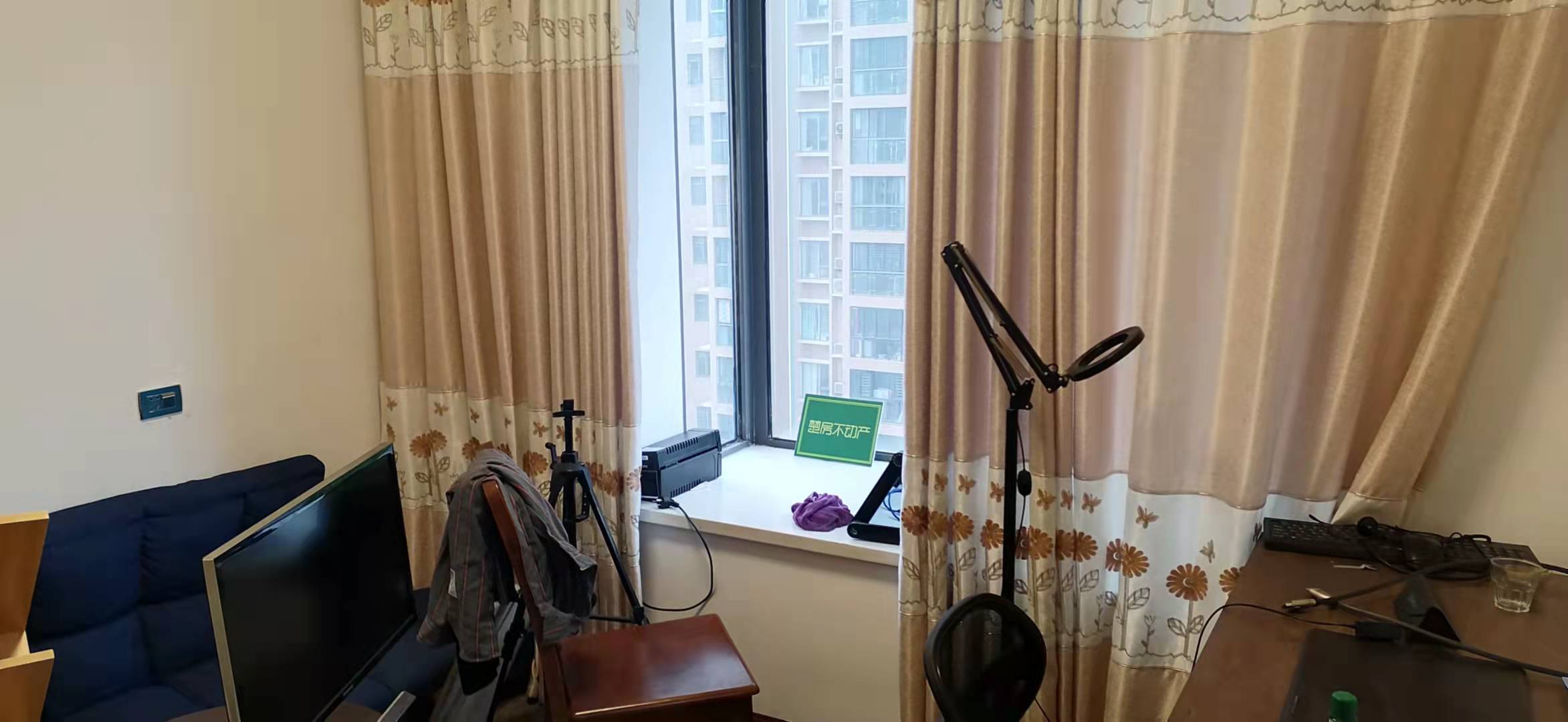 紫润尚城精装三房诚心出售，成色新保养好