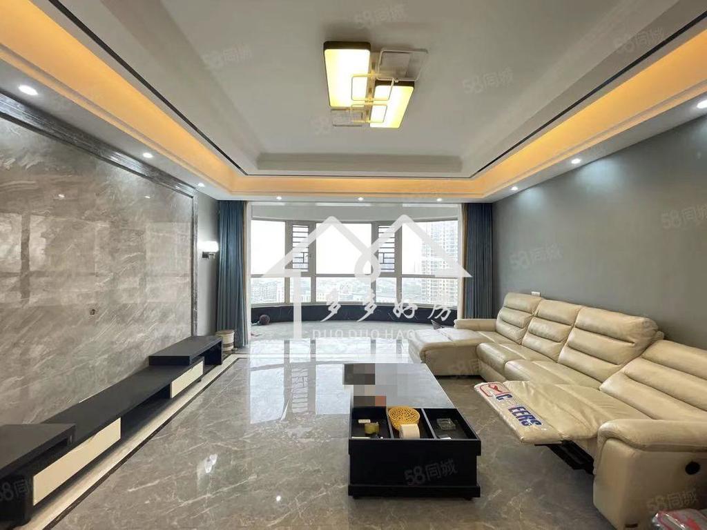 沔街品质小区，御台公馆hao装大平层，电梯入户，老板外地置业，带车位诚心出售