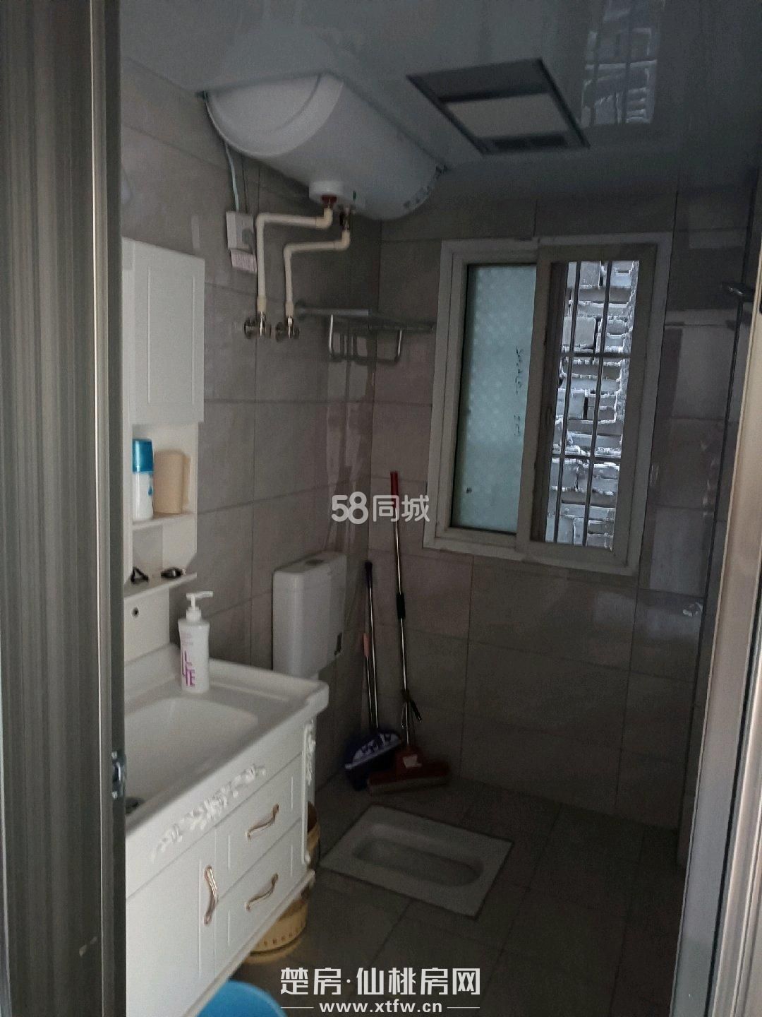 仙桃一中旁黄荆社区两室一厅一厨一卫