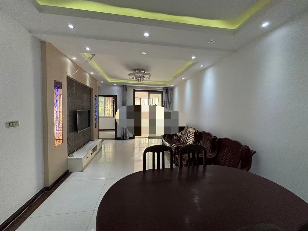 163，急售, ​一中对面 ，翰林公馆， ​精装三房， 单价4200， 总价40万 ，老证，送大露台