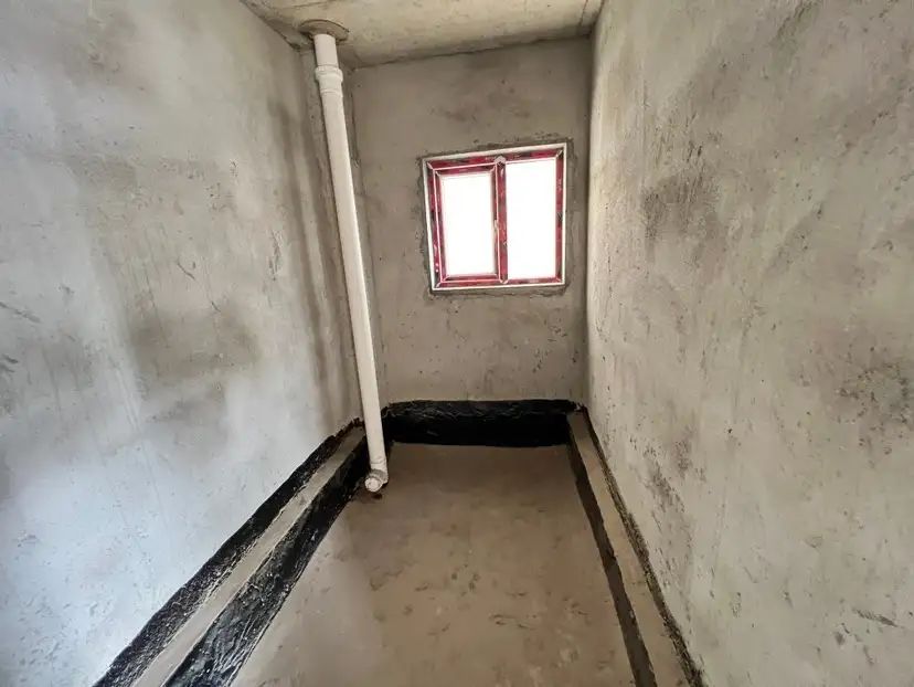 城南，沔阳公馆，小高层，1梯2户，单价3800，毛坯3房2卫，证满二