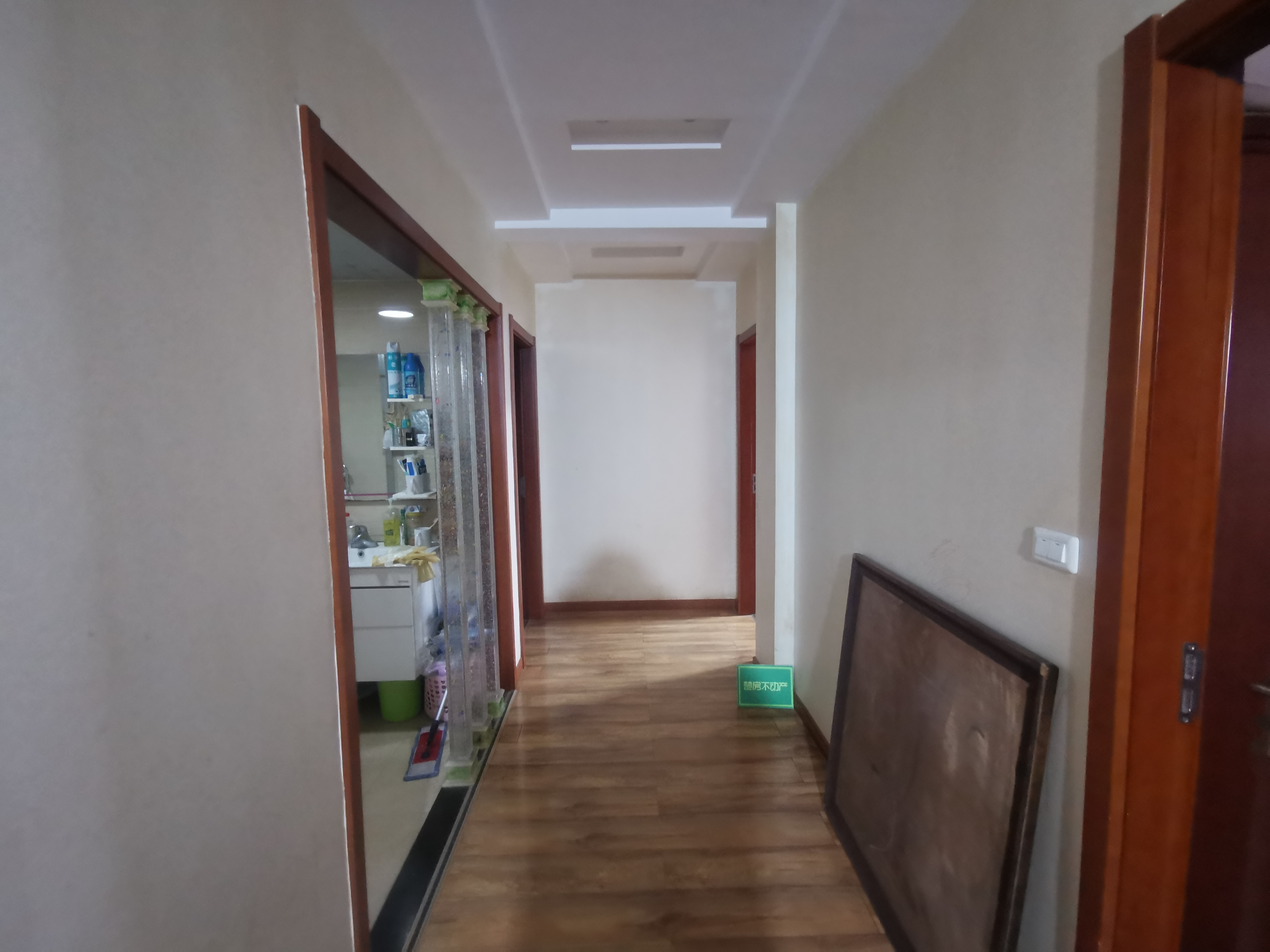 老城区三医院旁紫晶上城精装修三房南北通透采光好满二可贷款