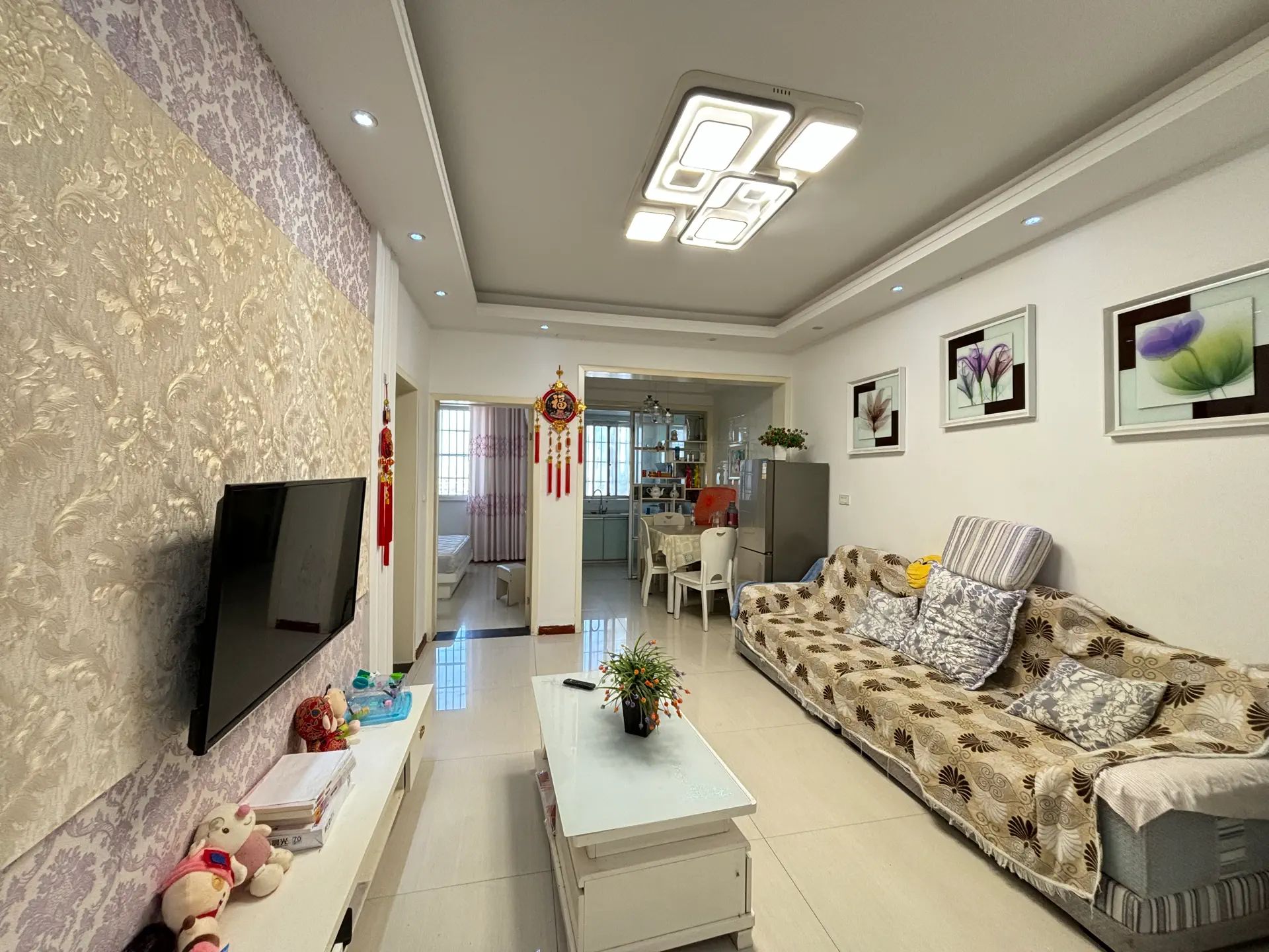 电梯小高层，新景园，精装两房，证满二，拎包入住，28个，好楼层