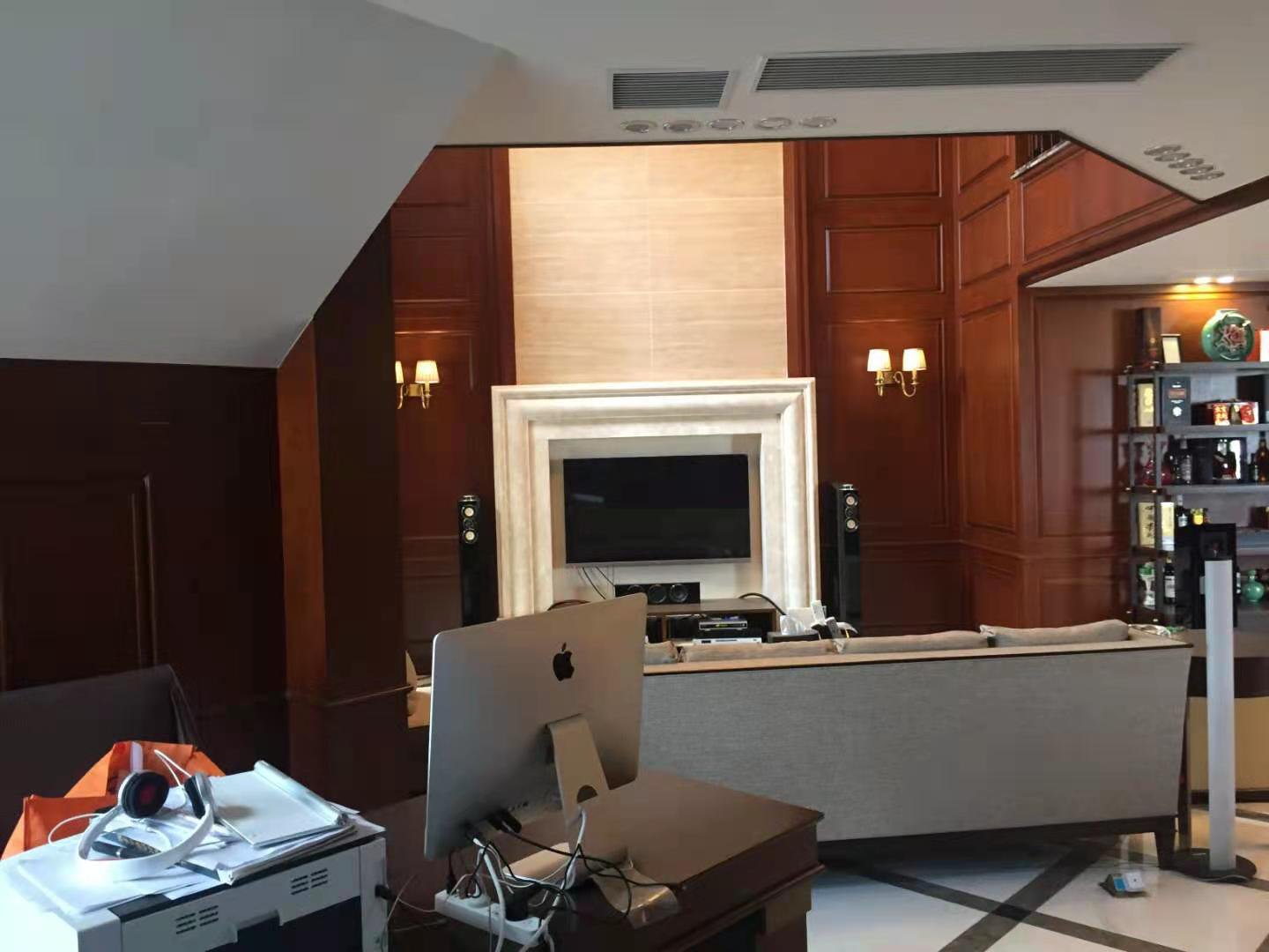 豪装复式楼，6室4厅4卫2阳台，