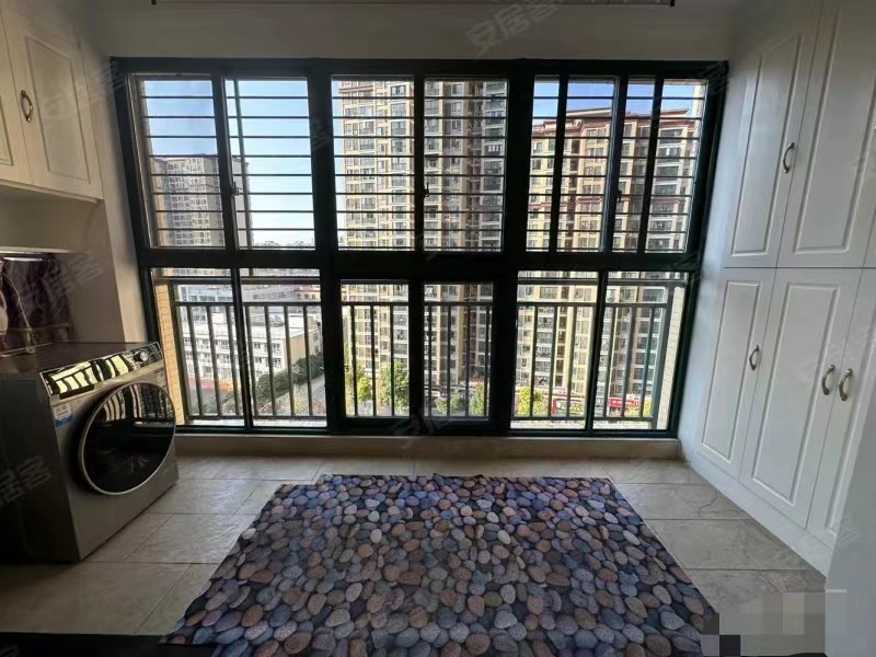 捡漏，新城壹号大平层，单价5500，精装4房，好楼层，全屋中央空调，南北双阳台，保养好