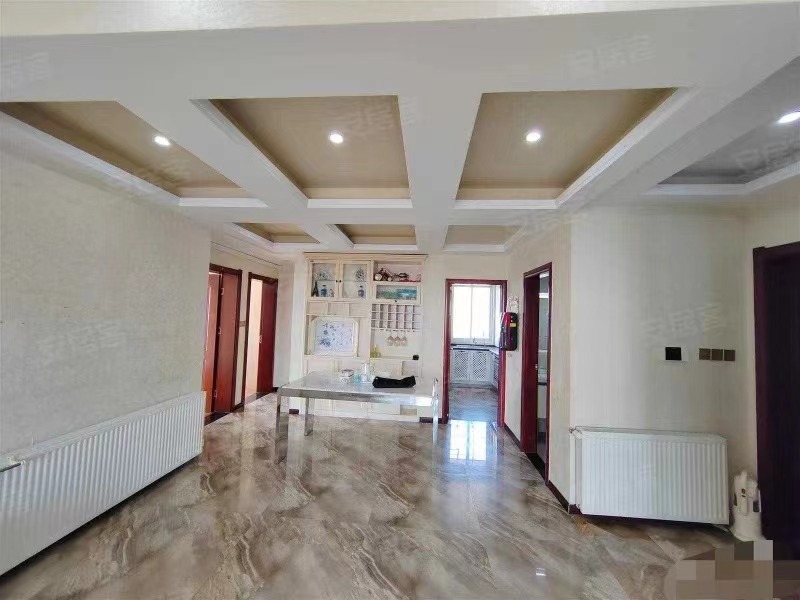 降价了，新八中，公园世家，电梯精装三房，送15平阳光房，全屋暖气片，捡漏9.5成新