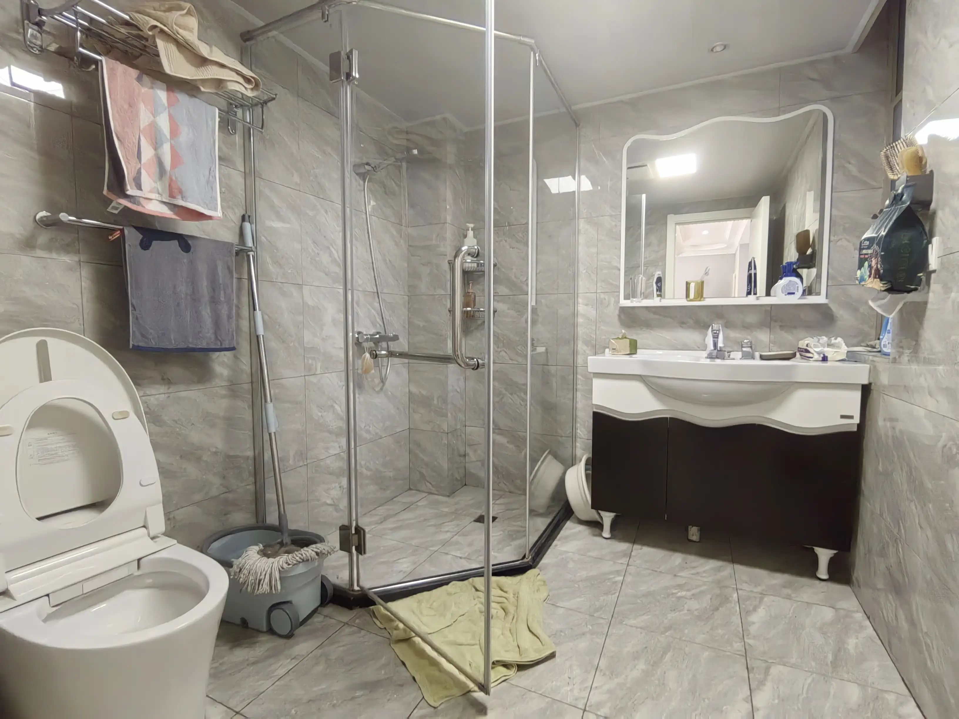 捡漏，绿地洋房，步梯3楼，全屋精装，全屋暖气片中央空调